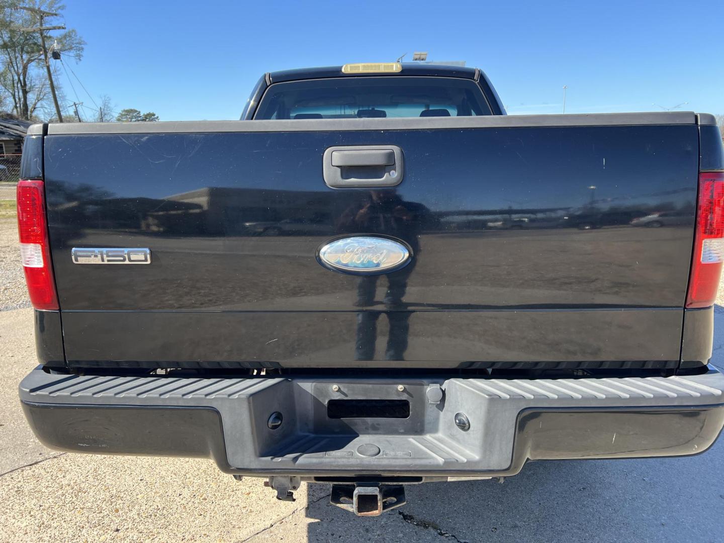 2007 Black Ford F-150 STX (1FTRF12207K) with an 4.2L V6 engine, Automatic transmission, located at 4520 Airline Hwy, Baton Rouge, LA, 70805, (225) 357-1497, 30.509325, -91.145432 - 2007 Ford F-150 Reg Cab STX 4.2L V6 Gas, Automatic, A/C & Heat, Power Windows & Locks, 20" Wheels With New Tires. FOR INFO PLEASE CONTACT JEFF AT 225-413-0981. CHECK OUT OUR A+ RATING WITH THE BETTER BUSINESS BUREAU. WE HAVE BEEN A FAMILY OWNED AND OPERATED BUSINESS AT THE SAME LOCATION FOR OVER 35 - Photo#6