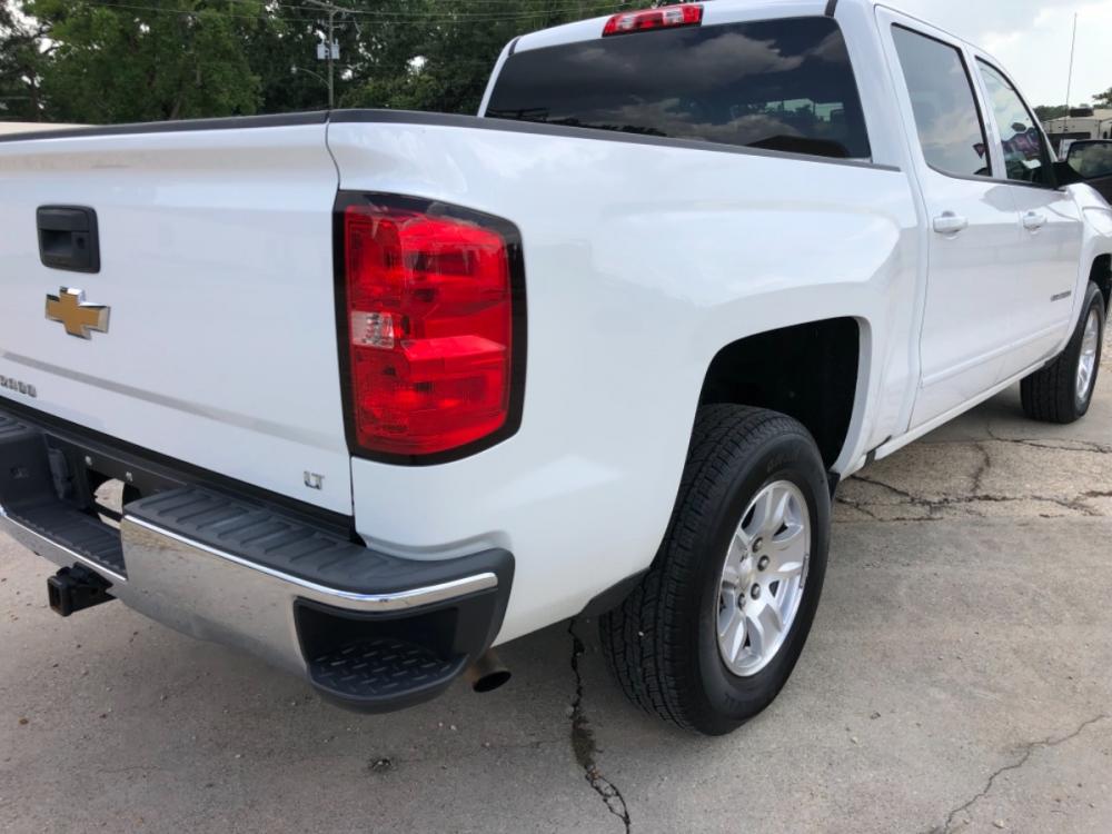 2016 White /Gray Chevrolet Silverado 1500 LT (3GCPCREC5GG) with an 5.3L V8 engine, 6A transmission, located at 4520 Airline Hwy, Baton Rouge, LA, 70805, (225) 357-1497, 30.509325, -91.145432 - 2016 Chevy Crew Cab LT 5.3 V8, 97K Miles, Cloth Interior, Cold A/C, All Power & Much More. Factory Towing Pkg. There Is A Ding On Top Of Drivers Bed. NO IN HOUSE FINANCING. FOR INFO PLEASE CONTACT JEFF AT 225 357-1497 CHECK OUT OUR A+ RATING WITH THE BETTER BUSINESS BUREAU WE HAVE BEEN A FAMILY OW - Photo #5