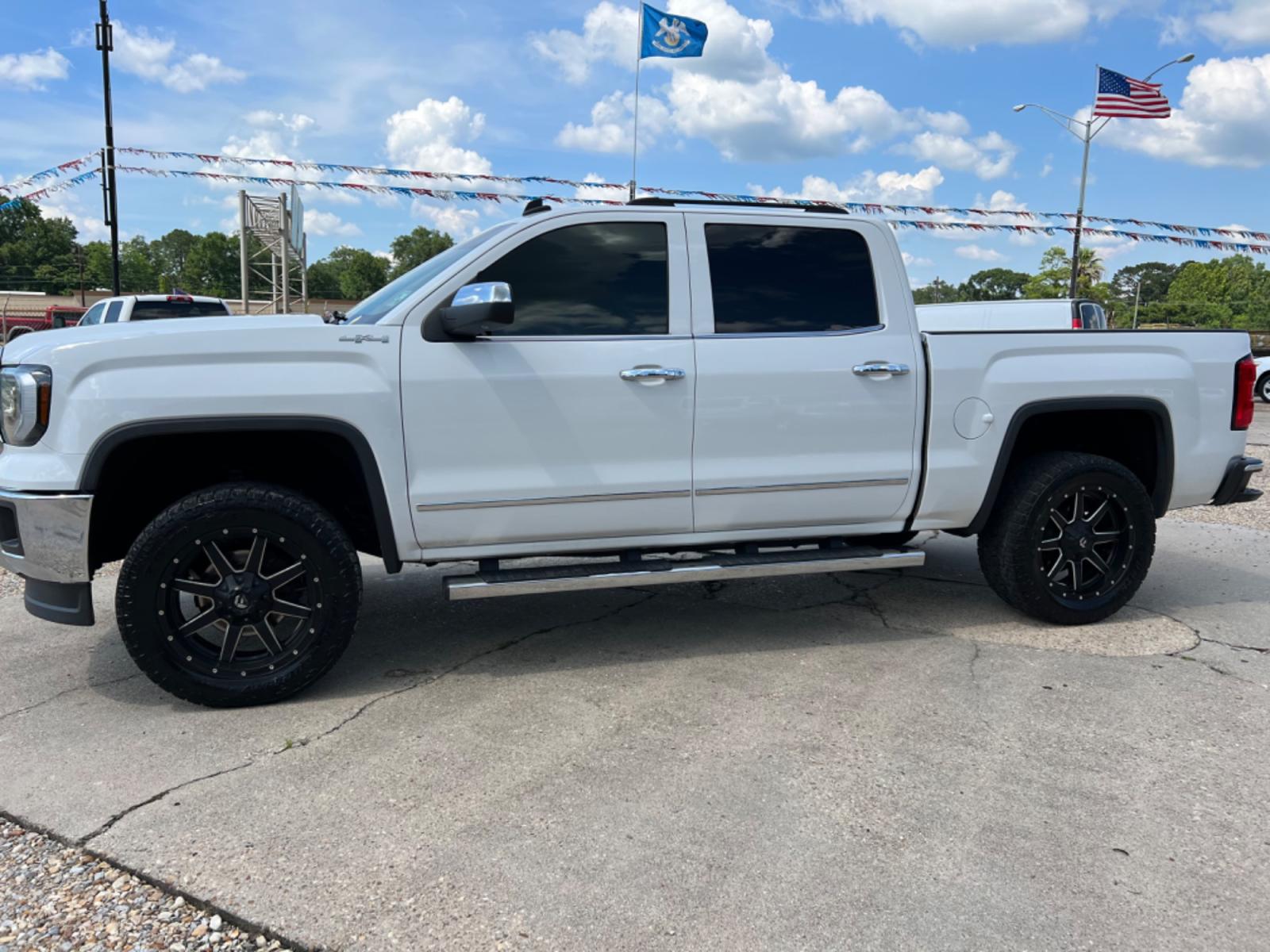 2014 White /Tan GMC Sierra 1500 SLT (3GTU2VEC1EG) with an 5.3L V8 engine, 6-Speed Automatic transmission, located at 4520 Airline Hwy, Baton Rouge, LA, 70805, (225) 357-1497, 30.509325, -91.145432 - 2014 GMC Sierra SLT 4X4 5.3 V8 Gas, 190K Miles, Heated Leather Seats, Bose, All Power, Backup Camera. NO IN HOUSE FINANCING. FOR INFO PLEASE CONTACT JEFF AT 225 357-1497 CHECK OUT OUR A+ RATING WITH THE BETTER BUSINESS BUREAU. WE HAVE BEEN A FAMILY OWNED AND OPERATED BUSINESS AT THE SAME LOCATION - Photo #1
