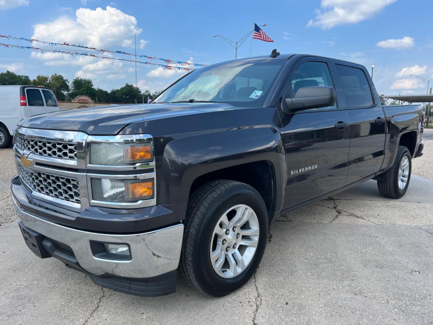 2014 Dark Grey /Black Chevrolet Silverado 1500 LT (3GCPCREC6EG) with an 5.3L V8 engine, Automatic transmission, located at 4520 Airline Hwy, Baton Rouge, LA, 70805, (225) 357-1497, 30.509325, -91.145432 - 2014 Chevy Silverado Crew Cab LT 2WD ***No Accidents & Two Owner*** 5.3 V8 Gas, 181K Miles, Power Windows, Locks & Mirrors, Cold A/C, New Tires, Tow Pkg. FOR INFO PLEASE CONTACT JEFF AT 225 357-1497 CHECK OUT OUR A+ RATING WITH THE BETTER BUSINESS BUREAU WE HAVE BEEN A FAMILY OWNED AND OPERATED BUSI - Photo#0