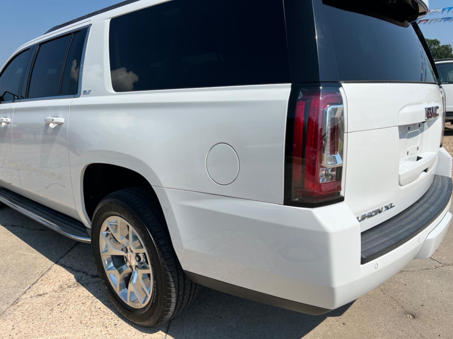 2015 White /Tan GMC Yukon XL SLT (1GKS1HKC5FR) with an 5.3L V8 engine, 6-Speed Automatic transmission, located at 4520 Airline Hwy, Baton Rouge, LA, 70805, (225) 357-1497, 30.509325, -91.145432 - 2015 GMC Yukon XL SLT 2WD ***No Accidents & Two Owner*** 5.3 V8 Gas, 177K Miles, Heated & Cooled Leather, Seats 7, Sunroof, Dual DVD, Bose, Backup Camera, Power Lift Gate, Tow Pkg. FOR INFO PLEASE CONTACT JEFF AT 225 357-1497 CHECK OUT OUR A+ RATING WITH THE BETTER BUSINESS BUREAU WE HAVE BEEN A FAM - Photo#7