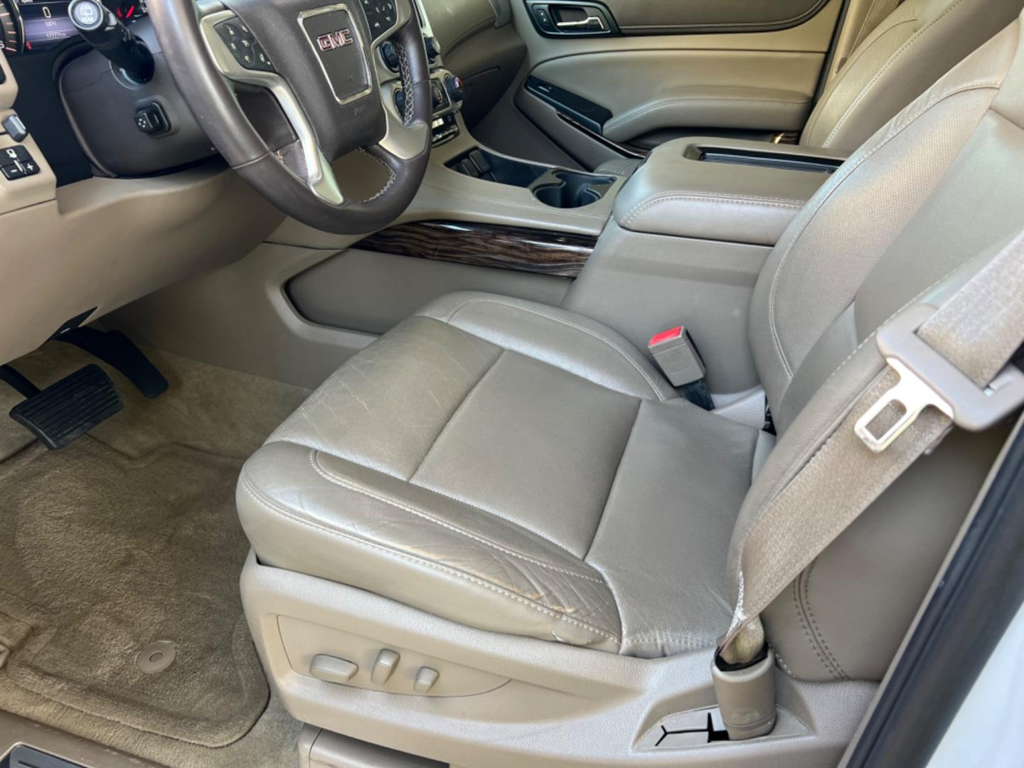 2015 White /Tan GMC Yukon XL SLT (1GKS1HKC5FR) with an 5.3L V8 engine, 6-Speed Automatic transmission, located at 4520 Airline Hwy, Baton Rouge, LA, 70805, (225) 357-1497, 30.509325, -91.145432 - 2015 GMC Yukon XL SLT 2WD ***No Accidents & Two Owner*** 5.3 V8 Gas, 177K Miles, Heated & Cooled Leather, Seats 7, Sunroof, Dual DVD, Bose, Backup Camera, Power Lift Gate, Tow Pkg. FOR INFO PLEASE CONTACT JEFF AT 225 357-1497 CHECK OUT OUR A+ RATING WITH THE BETTER BUSINESS BUREAU WE HAVE BEEN A FAM - Photo#9