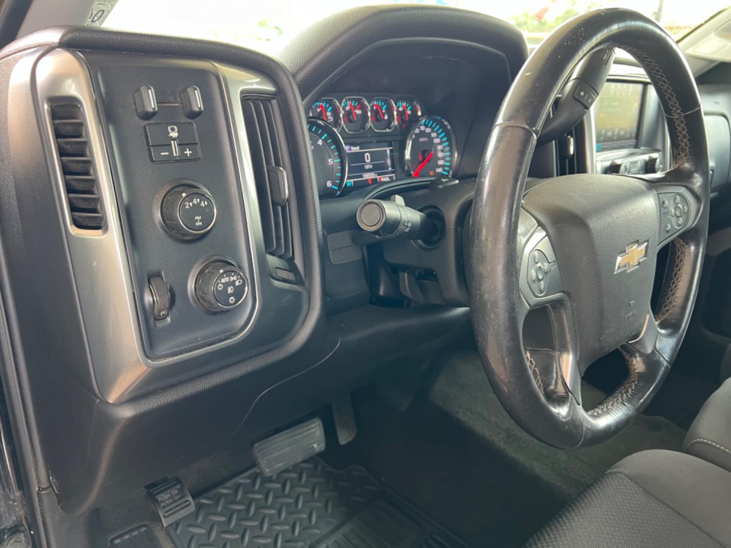 2017 Black /Black Chevrolet Silverado 2500HD LT (1GC1KVEG3HF) with an 6.0L V8 Gas engine, 6-Speed Automatic transmission, located at 4520 Airline Hwy, Baton Rouge, LA, 70805, (225) 357-1497, 30.509325, -91.145432 - 2017 Chevy Silverado 2500HD Crew Cab LT 4WD ***One Owner*** 6.0 V8 Gas, 188K Miles, Power Windows, Locks & Mirrors, Cold A/C, Spray In Bedliner, Backup Camera, Tow Pkg. FOR INFO PLEASE CONTACT JEFF AT 225 357-1497 CHECK OUT OUR A+ RATING WITH THE BETTER BUSINESS BUREAU WE HAVE BEEN A FAMILY OWNED AN - Photo#13