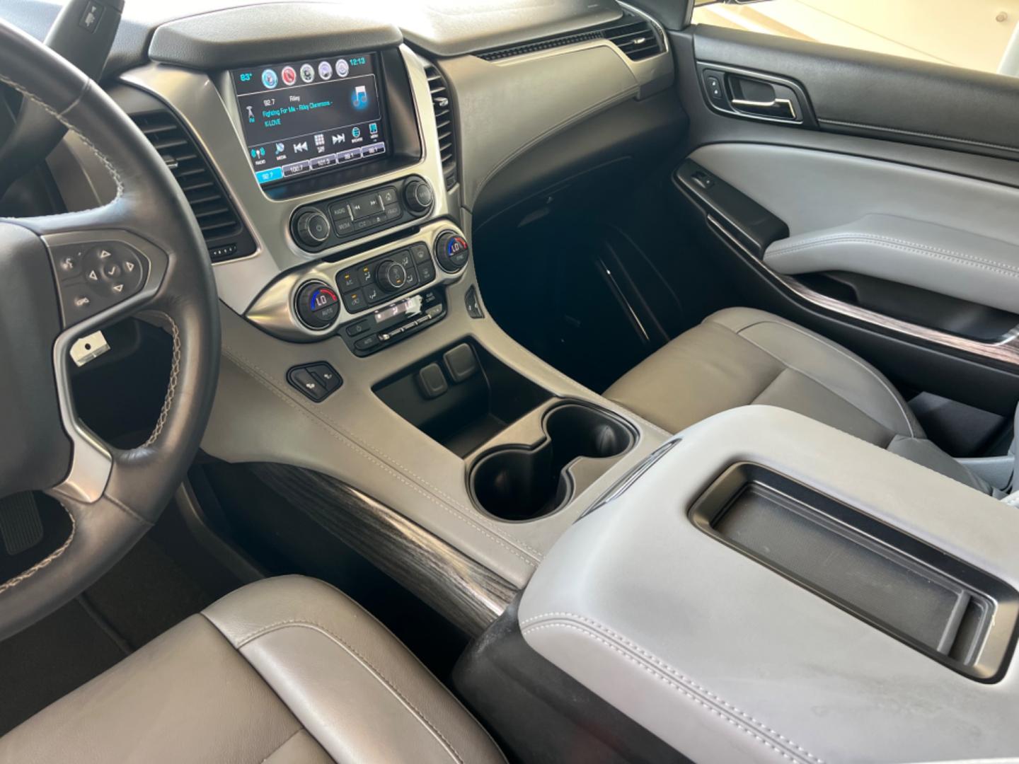 2017 Grey /Silver Chevrolet Tahoe LT (1GNSCBKC6HR) with an 5.3L V8 engine, 6-Speed Automatic transmission, located at 4520 Airline Hwy, Baton Rouge, LA, 70805, (225) 357-1497, 30.509325, -91.145432 - 2017 Chevrolet Tahoe LT **One Owner & No Accidents** 5.3 V8 Gas, 171K Miles, Heated Leather, Navigation, Seating For 7, All Power, Cold A/C, Power Lift Gate, Tow Pkg. FOR INFO PLEASE CONTACT JEFF AT 225 357-1497 CHECK OUT OUR A+ RATING WITH THE BETTER BUSINESS BUREAU WE HAVE BEEN A FAMILY OWNED AND - Photo#16