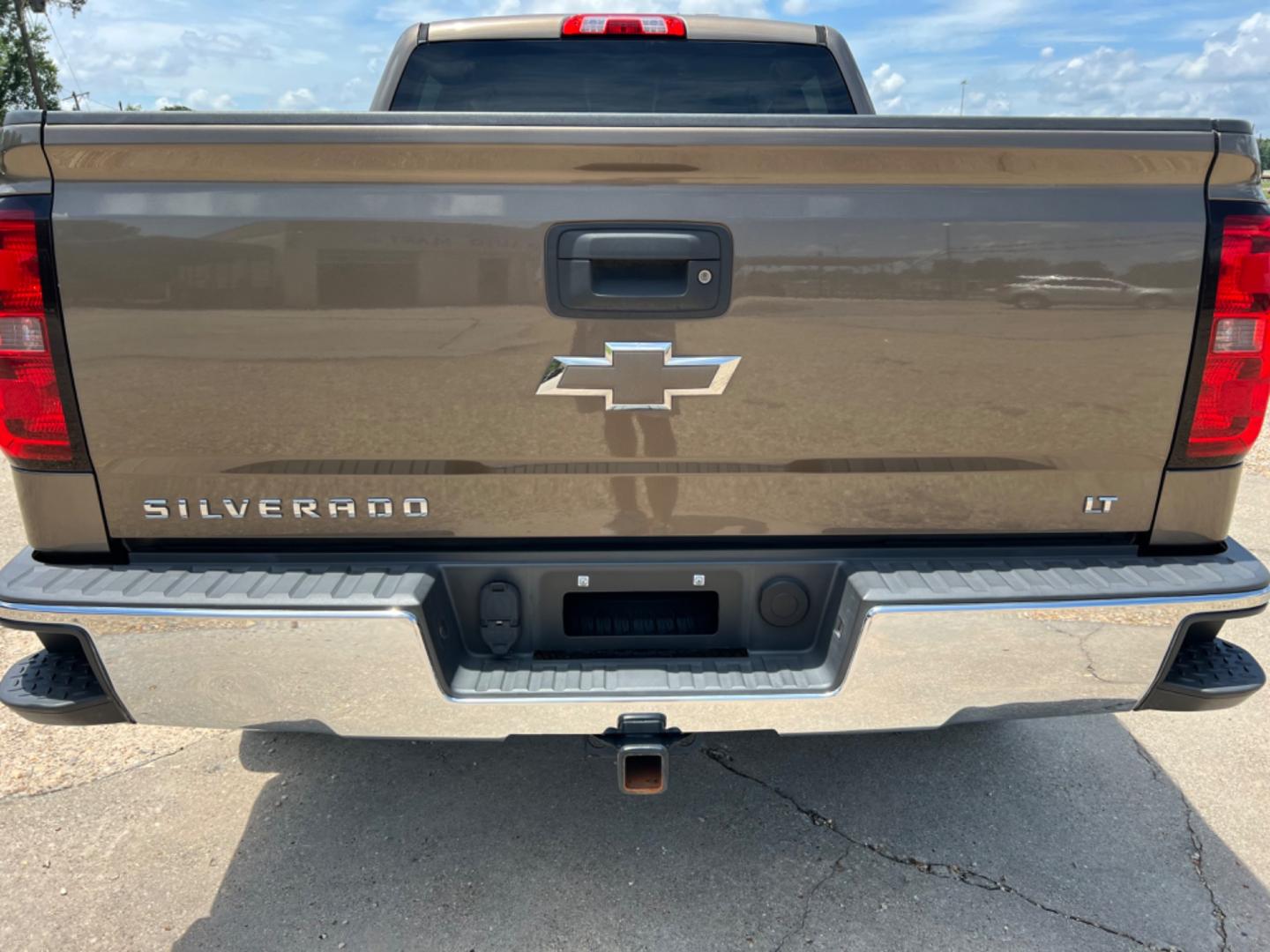 2014 Brown /Gray Chevrolet Silverado 1500 LT (3GCPCREC6EG) with an 5.3L V8 engine, Automatic transmission, located at 4520 Airline Hwy, Baton Rouge, LA, 70805, (225) 357-1497, 30.509325, -91.145432 - 2014 Chevrolet Silverado Crew Cab LT 2WD ***No Accidents*** 5.3 V8 Gas, 150K Miles, Power Windows, Locks & Mirrors, Cold A/C, Spray In Bedliner, Tow Pkg. FOR INFO PLEASE CONTACT JEFF AT 225 357-1497 CHECK OUT OUR A+ RATING WITH THE BETTER BUSINESS BUREAU WE HAVE BEEN A FAMILY OWNED AND OPERATED BUS - Photo#6