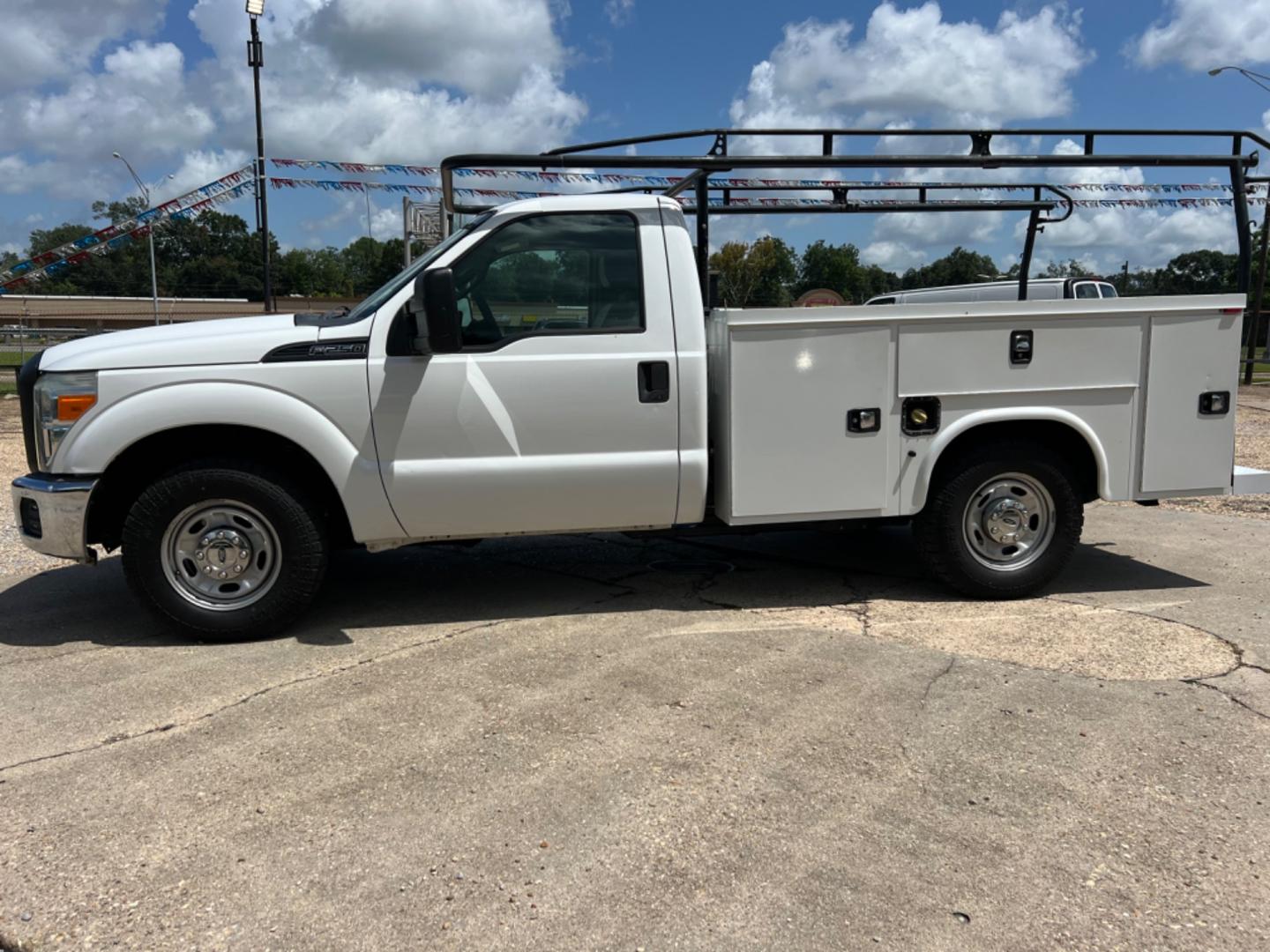 2016 White /Gray Ford F-250 SD (1FTBF2A68GE) with an 6.2 V8 Gas engine, Automatic transmission, located at 4520 Airline Hwy, Baton Rouge, LA, 70805, (225) 357-1497, 30.509325, -91.145432 - 2016 Ford F250 Reg Cab With Knapheide Utility Bed, 6.2 V8 Gas, 107K Miles, Cold A/C, Tow Pkg. No Accidents. FOR INFO PLEASE CONTACT JEFF AT 225 357-1497 CHECK OUT OUR A+ RATING WITH THE BETTER BUSINESS BUREAU WE HAVE BEEN A FAMILY OWNED AND OPERATED BUSINESS AT THE SAME LOCATION FOR OVER 45 YEARS. W - Photo#1