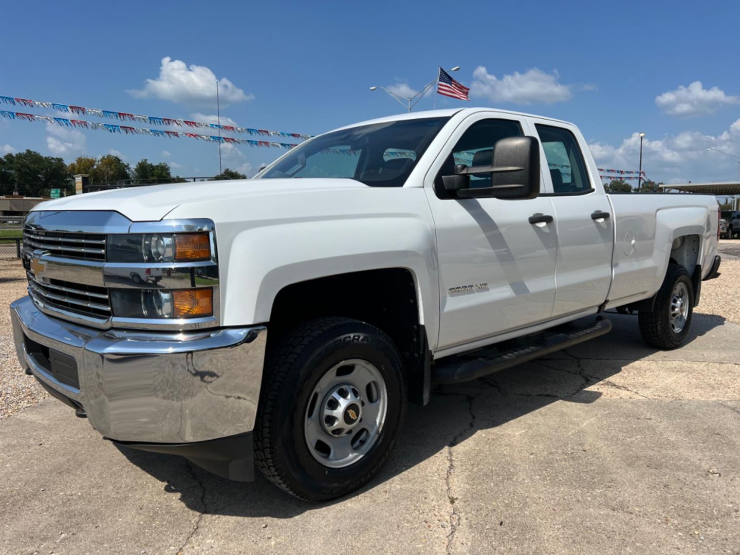 2017 White /Gray Chevrolet Silverado 2500HD (1GC2CUEG6HZ) with an 6.0L V8 engine, Automatic transmission, located at 4520 Airline Hwy, Baton Rouge, LA, 70805, (225) 357-1497, 30.509325, -91.145432 - 2017 Chevrolet Silverado 2500HD Double Cab 2WD 8Ft Bed, 6.0 V8 Gas, 180K Miles, Power Windows & Locks, Cold A/C, New Tires, Tow Pkg. Has Minor Dings & Scratches. FOR INFO PLEASE CONTACT JEFF AT 225 357-1497 CHECK OUT OUR A+ RATING WITH THE BETTER BUSINESS BUREAU WE HAVE BEEN A FAMILY OWNED AND OPERA - Photo#0