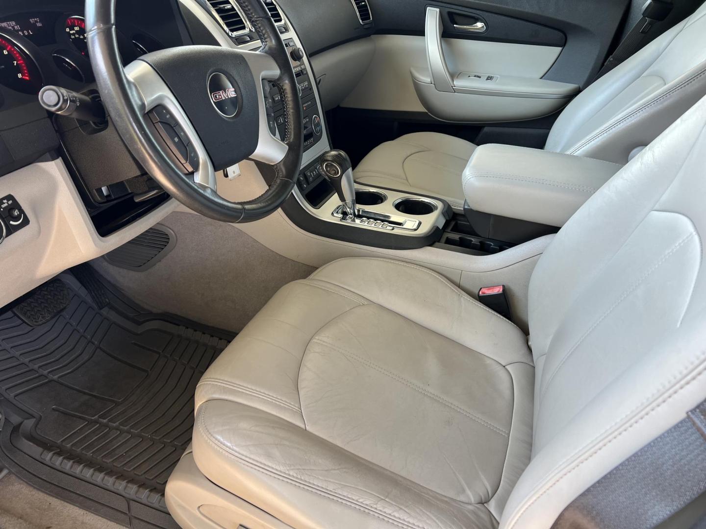 2011 Dark Gray /Silver GMC Acadia SLT-1 FWD (1GKKRRED8BJ) with an 3.6L V6 DOHC 24V engine, 6-Speed Automatic transmission, located at 4520 Airline Hwy, Baton Rouge, LA, 70805, (225) 357-1497, 30.509325, -91.145432 - 2011 GMC Acadia SLT 3.6 V6 Gas, 174K Miles, No Accidents, Cold A/C, Leather Seats, Power Windows, Locks & Mirrors, Cold A/C. FOR INFO PLEASE CONTACT JEFF AT 225 357-1497 CHECK OUT OUR A+ RATING WITH THE BETTER BUSINESS BUREAU WE HAVE BEEN A FAMILY OWNED AND OPERATED BUSINESS AT THE SAME LOCATION F - Photo#8