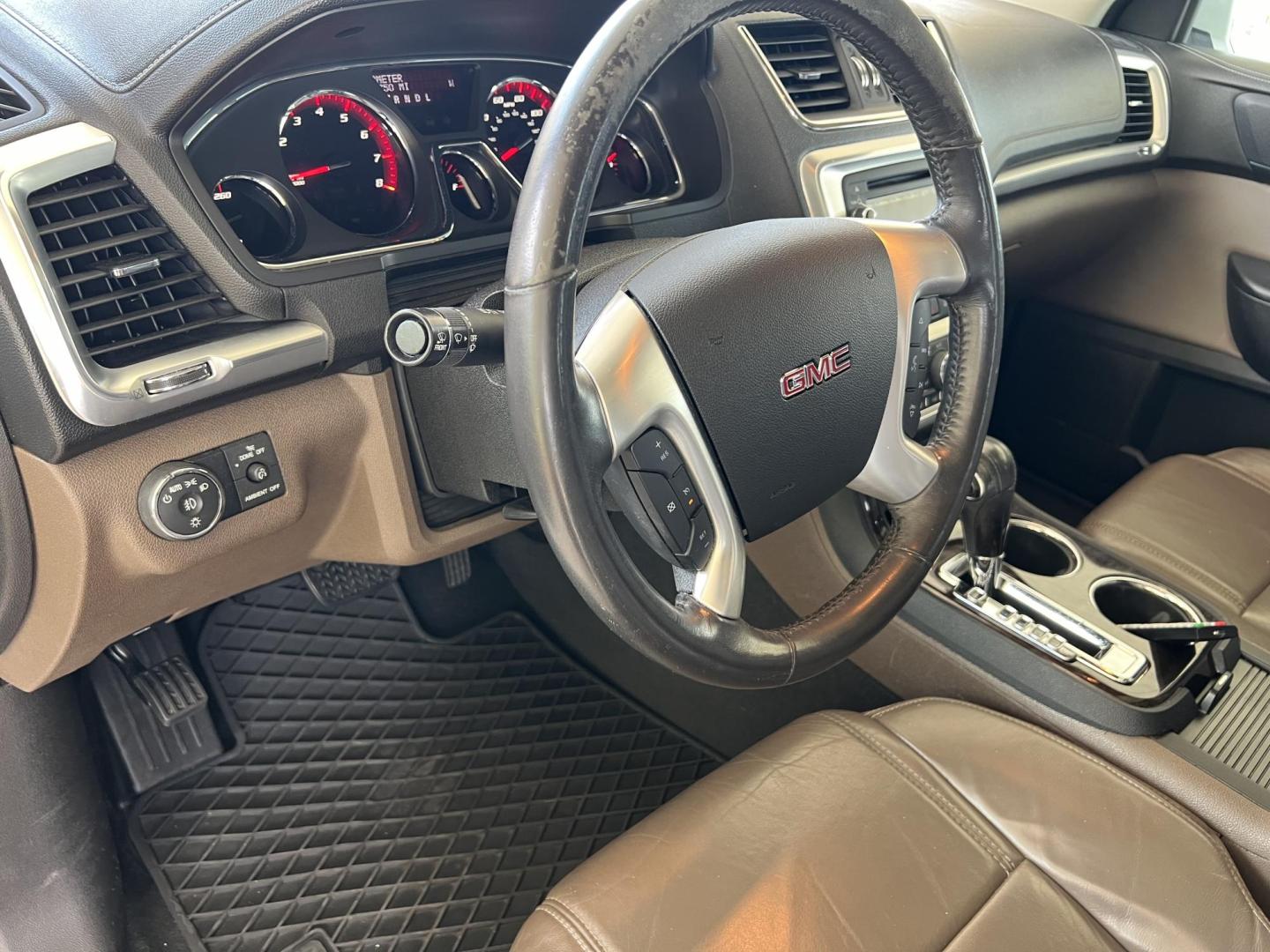 2016 White /Tan GMC Acadia SLT-1 FWD (1GKKRRKD1GJ) with an 3.6L V6 DOHC 24V engine, 6-Speed Automatic transmission, located at 4520 Airline Hwy, Baton Rouge, LA, 70805, (225) 357-1497, 30.509325, -91.145432 - 2016 GMC Acadia SLT 3.6 V6 Gas, 152K Miles, No Accidents, Cold A/C, Sunroof, DVD, Leather Seats, Power Windows, Locks & Mirrors & Much More. FOR INFO PLEASE CONTACT JEFF AT 225 357-1497 CHECK OUT OUR A+ RATING WITH THE BETTER BUSINESS BUREAU WE HAVE BEEN A FAMILY OWNED AND OPERATED BUSINESS AT THE S - Photo#14