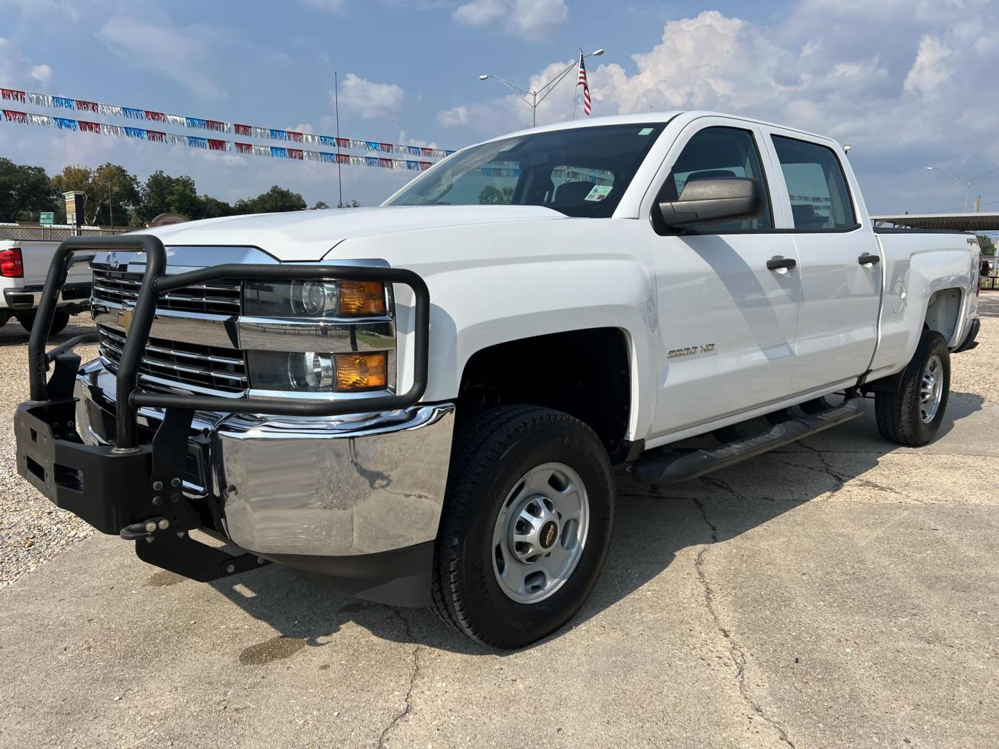 2017 White /Gray Chevrolet Silverado 2500HD Work Truck (1GC1KUEG0HF) with an 6.0L V8 Gas engine, 6-Speed Automatic transmission, located at 4520 Airline Hwy, Baton Rouge, LA, 70805, (225) 357-1497, 30.509325, -91.145432 - 2017 Chevrolet Silverado 2500HD Crew Cab 4WD, 6.0 V8 Gas, 169K Miles, Manual 4WD Shift On The Floor, Power Windows & Locks, Cold A/C, New Tires, Retrax Bed Cover, Spray In Liner. FOR INFO PLEASE CONTACT JEFF AT 225 357-1497 CHECK OUT OUR A+ RATING WITH THE BETTER BUSINESS BUREAU WE HAVE BEEN A FAMIL - Photo#0