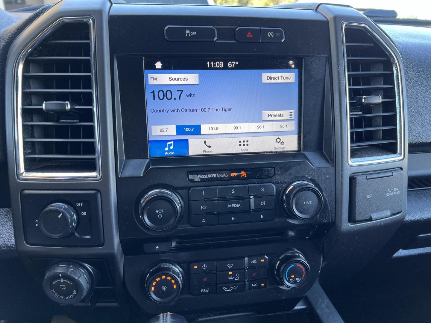 2016 White /Gray Ford F-150 XLT Sport (1FTEW1CP5GK) with an 2.7L V6 DOHC 24V engine, 6-Speed Automatic transmission, located at 4520 Airline Hwy, Baton Rouge, LA, 70805, (225) 357-1497, 30.509325, -91.145432 - 2016 Ford F150 SuperCrew XLT Sport 2.7 V6 Gas, 120K Miles, Cold A/C, Power Windows & Locks, New Tires, Spray In Bedliner, Tow Pkg. Tailgate Paint Flaking On Top. FOR INFO PLEASE CONTACT JEFF AT 225-413-0981 CHECK OUT OUR A+ RATING WITH THE BETTER BUSINESS BUREAU WE HAVE BEEN A FAMILY OWNED AND OPER - Photo#15