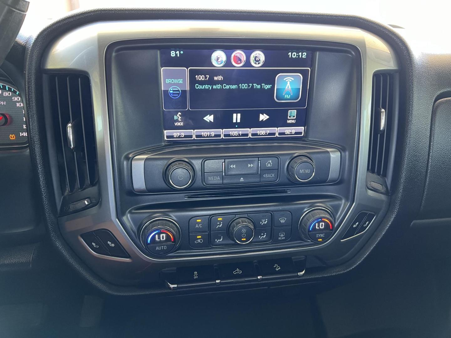 2015 White /Black Chevrolet Silverado 2500HD LT (1GC1KVEG4FF) with an 6.0L V8 engine, 6-Speed Automatic transmission, located at 4520 Airline Hwy, Baton Rouge, LA, 70805, (225) 357-1497, 30.509325, -91.145432 - 2015 Chevy 2500HD Crew Cab LT Z71 4X4 6.0 V8 Gas, 199K Miles, Heated Leather, Power Windows, Locks, Mirrors & Seat, Tow Pkg. FOR INFO PLEASE CONTACT JEFF AT 225-413-0981 CHECK OUT OUR A+ RATING WITH THE BETTER BUSINESS BUREAU WE HAVE BEEN A FAMILY OWNED AND OPERATED BUSINESS AT THE SAME LOCATION F - Photo#17