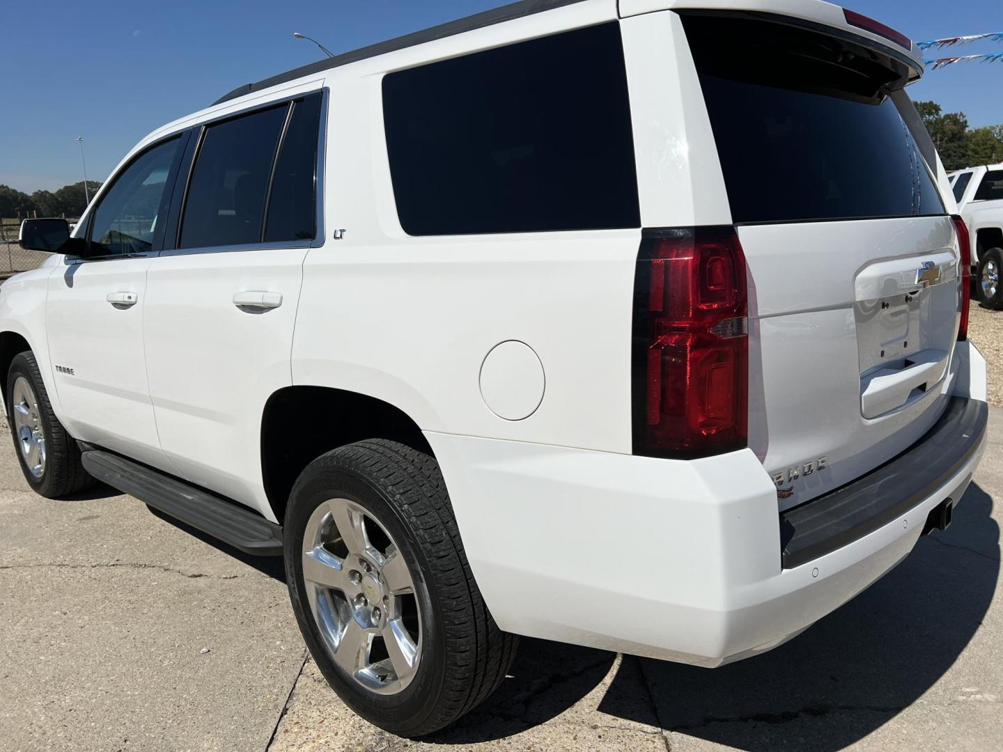 2015 White /Tan Chevrolet Tahoe LT (1GNSKBKC5FR) with an 5.3L V8 OHV 16V engine, 6-Speed Automatic transmission, located at 4520 Airline Hwy, Baton Rouge, LA, 70805, (225) 357-1497, 30.509325, -91.145432 - 2015 Chevrolet Tahoe LT 4WD 5.3 V8 Gas, 179K Miles, Leather, Seats 8, Dual A/C, Rear Camera, All Power. Has Minor Scratches. FOR INFO PLEASE CONTACT JEFF AT 225-413-0981 CHECK OUT OUR A+ RATING WITH THE BETTER BUSINESS BUREAU WE HAVE BEEN A FAMILY OWNED AND OPERATED BUSINESS AT THE SAME LOCATION FOR - Photo#6