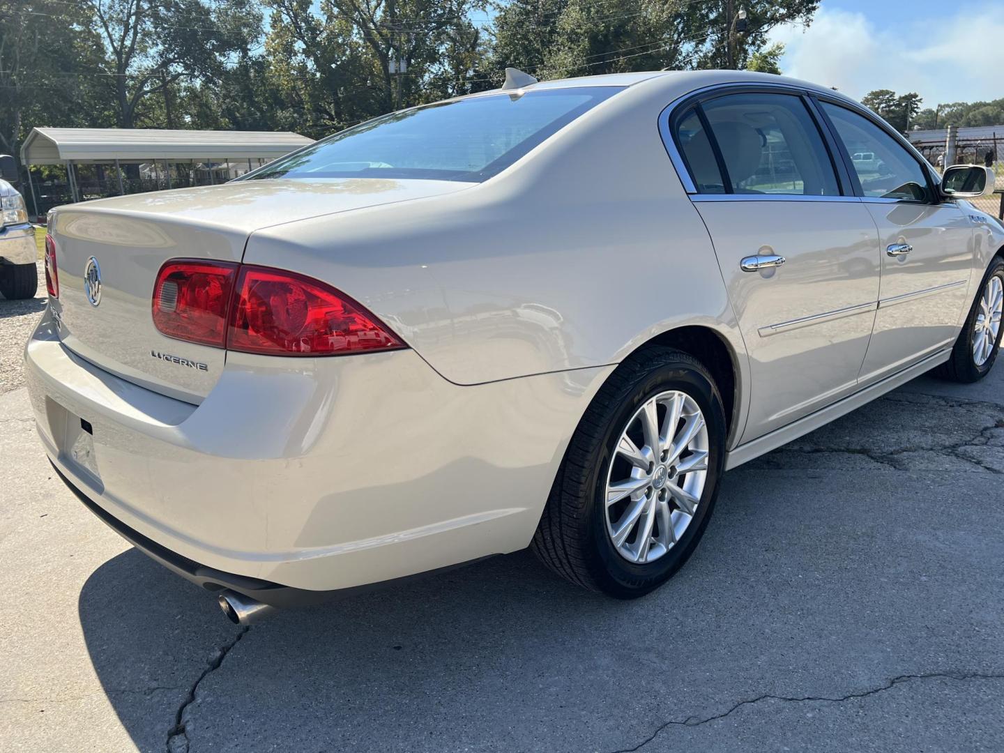 2011 Tan /Tan Buick Lucerne CX (1G4HA5EM5BU) with an 3.9L V6 OHV 12V engine, 4-Speed Automatic transmission, located at 4520 Airline Hwy, Baton Rouge, LA, 70805, (225) 357-1497, 30.509325, -91.145432 - 2011 Buick Lucerne 3.9 V6 Gas, 121K Miles, Automatic, Cold A/C, Power Windows, Locks & Mirrors. FOR INFO PLEASE CONTACT JEFF AT 225-413-0981 CHECK OUT OUR A+ RATING WITH THE BETTER BUSINESS BUREAU WE HAVE BEEN A FAMILY OWNED AND OPERATED BUSINESS AT THE SAME LOCATION FOR OVER 45 YEARS. WE STRIVE TO - Photo#5