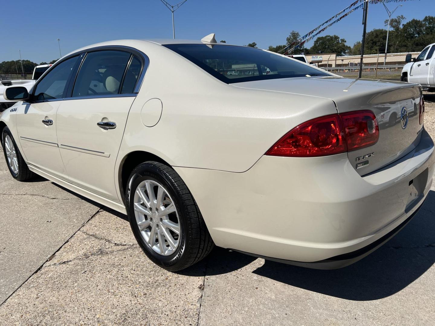 2011 Tan /Tan Buick Lucerne CX (1G4HA5EM5BU) with an 3.9L V6 OHV 12V engine, 4-Speed Automatic transmission, located at 4520 Airline Hwy, Baton Rouge, LA, 70805, (225) 357-1497, 30.509325, -91.145432 - 2011 Buick Lucerne 3.9 V6 Gas, 121K Miles, Automatic, Cold A/C, Power Windows, Locks & Mirrors. FOR INFO PLEASE CONTACT JEFF AT 225-413-0981 CHECK OUT OUR A+ RATING WITH THE BETTER BUSINESS BUREAU WE HAVE BEEN A FAMILY OWNED AND OPERATED BUSINESS AT THE SAME LOCATION FOR OVER 45 YEARS. WE STRIVE TO - Photo#7