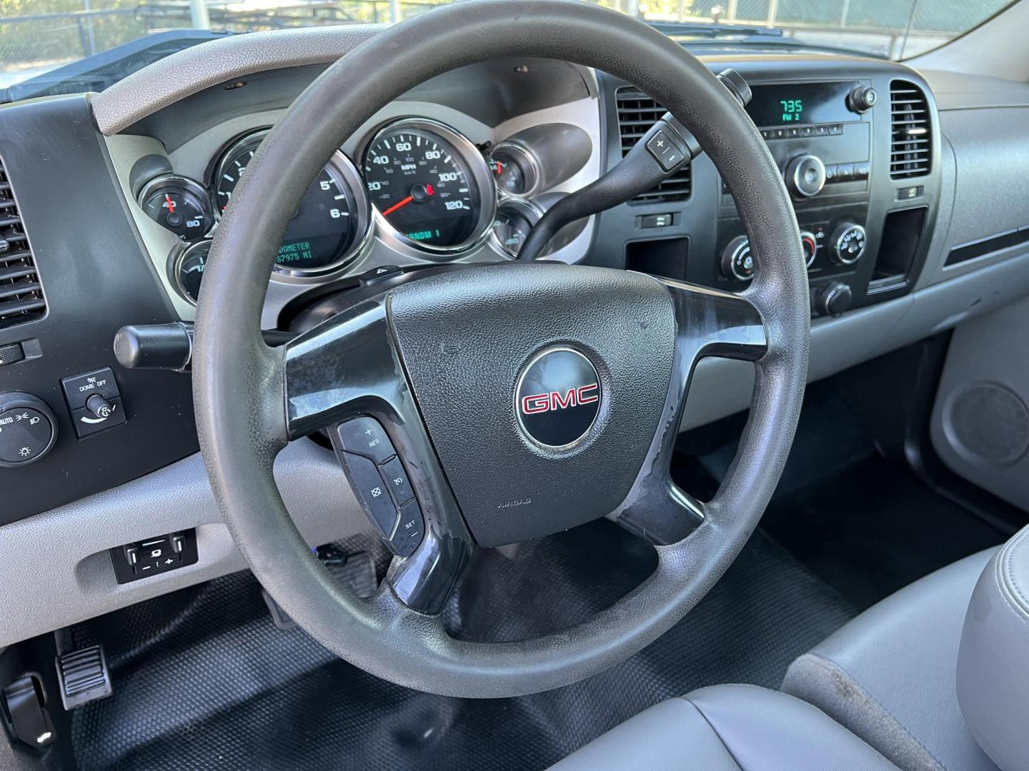2013 White /Gray GMC Sierra 2500HD Work Truck (1GD01ZCG4DF) with an 6.0L V8 engine, 6-Speed Automatic transmission, located at 4520 Airline Hwy, Baton Rouge, LA, 70805, (225) 357-1497, 30.509325, -91.145432 - 2013 GMC Sierra 2500HD Reg Cab 2WD ***ONE OWNER & NO ACCIDENTS*** 6.0 V8 Gas, 187K Miles, Knapheide Service Bed, Tow Pkg. FOR INFO PLEASE CONTACT JEFF AT 225-413-0981 CHECK OUT OUR A+ RATING WITH THE BETTER BUSINESS BUREAU WE HAVE BEEN A FAMILY OWNED AND OPERATED BUSINESS AT THE SAME LOCATION FOR OV - Photo#12
