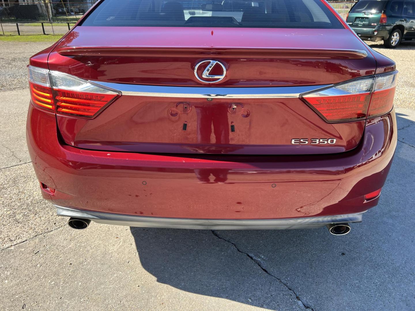 2013 Maroon /Tan Lexus ES 350 (JTHBK1GGXD2) with an 3.5L V6 DOHC 24V engine, 6-Speed Automatic transmission, located at 4520 Airline Hwy, Baton Rouge, LA, 70805, (225) 357-1497, 30.509325, -91.145432 - 2013 Lexus ES 350 ***ONE OWNER & NO ACCIDENTS*** 3.5 V6 Gas, 185K Miles, Sunroof, Heated & Cooled Leather, Cold A/C & Heat, Power Windows, Locks, Mirrors & Seat. FOR INFO PLEASE CONTACT JEFF AT 225-413-0981 CHECK OUT OUR A+ RATING WITH THE BETTER BUSINESS BUREAU WE HAVE BEEN A FAMILY OWNED AND OPERA - Photo#6