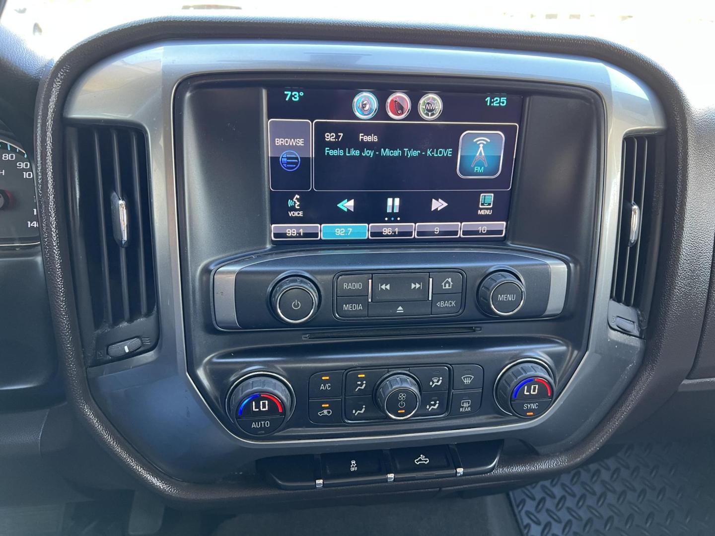 2014 White /Tan Chevrolet Silverado 1500 1LT (3GCPCRECXEG) with an 5.3 V8 Gas engine, 6-Speed Automatic transmission, located at 4520 Airline Hwy, Baton Rouge, LA, 70805, (225) 357-1497, 30.509325, -91.145432 - 2014 Chevy Silverado Crew Cab LT 5.3 V8 Gas, 122K Miles, Power Windows, Locks, Seats & Mirrors, Cold A/C, 20" Factory Rims, Tow Pkg. FOR INFO PLEASE CONTACT JEFF AT 225-413-0981 CHECK OUT OUR A+ RATING WITH THE BETTER BUSINESS BUREAU WE HAVE BEEN A FAMILY OWNED AND OPERATED BUSINESS AT THE SAME LO - Photo#15