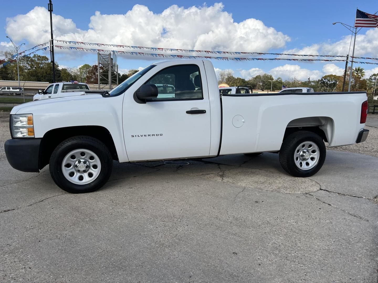 2012 White /Gray Chevrolet Silverado 1500 Work Truck (1GCNCPEA2CZ) with an 4.8L V6 OHV 16V engine, 4-Speed Automatic transmission, located at 4520 Airline Hwy, Baton Rouge, LA, 70805, (225) 357-1497, 30.509325, -91.145432 - 2012 Chevrolet Silverado 1500 Reg Cab 8Ft Bed ***42K Miles*** NO ACCIDENTS, 4.8 V8 Gas, A/C & Heat, Tow Pkg. Has Some Minor Dings & Scratches. FOR INFO PLEASE CONTACT JEFF AT 225-413-0981 CHECK OUT OUR A+ RATING WITH THE BETTER BUSINESS BUREAU WE HAVE BEEN A FAMILY OWNED AND OPERATED BUSINESS AT THE - Photo#1