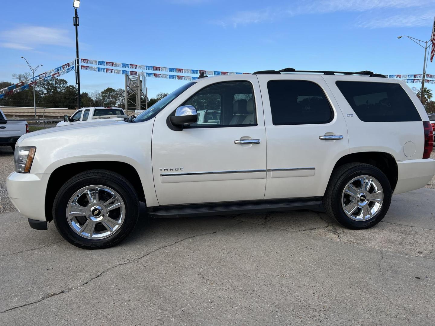 2010 White Diamond /Tan Chevrolet Tahoe LTZ (1GNUCCE0XAR) with an 5.3L V8 engine, 6-Speed Automatic transmission, located at 4520 Airline Hwy, Baton Rouge, LA, 70805, (225) 357-1497, 30.509325, -91.145432 - 2010 Chevrolet Tahoe LTZ **ONE OWNER** 5.3 V8 Gas, 139K Miles, Heated & Cooled Leather Interior, Seating For 7, Bose Stereo, Cold A/C & Heat, Power Windows, Locks, Mirrors, Seat & Lift Gate, Towing Pkg. FOR INFO PLEASE CONTACT JEFF AT 225-413-0981 CHECK OUT OUR A+ RATING WITH THE BETTER BUSINESS BUR - Photo#1