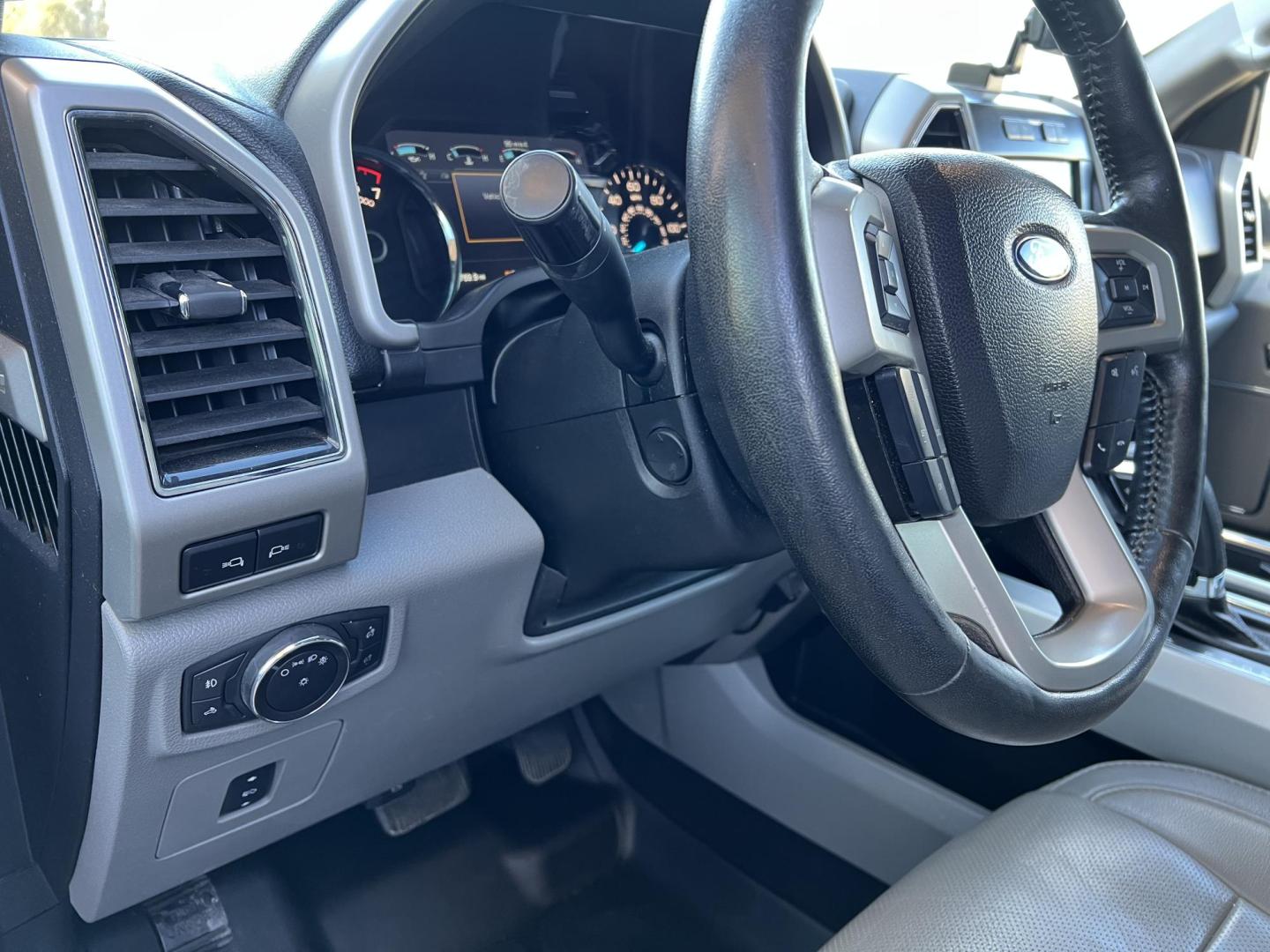 2017 White /Gray Ford F-150 Lariat (1FTEW1EG2HF) with an 3.5L V6 TURBO engine, 6-Speed Automatic transmission, located at 4520 Airline Hwy, Baton Rouge, LA, 70805, (225) 357-1497, 30.509325, -91.145432 - 2017 Ford F-150 SuperCrew Lariat 4WD **No Accidents** 3.5 V6 EcoBoost Gas, 170K Miles, Sunroof, Heated & Cooled Leather Interior, Navigation, Rear Camera, Cold A/C & Heat, Power Windows, Locks, Mirrors & Seat, Retrax Retractable Bed Cover, Towing Pkg. FOR INFO PLEASE CONTACT JEFF AT 225-413-0981 CHE - Photo#13