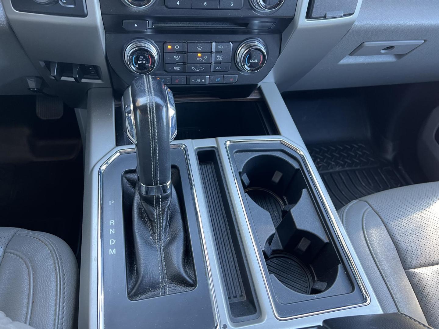 2017 White /Gray Ford F-150 Lariat (1FTEW1EG2HF) with an 3.5L V6 TURBO engine, 6-Speed Automatic transmission, located at 4520 Airline Hwy, Baton Rouge, LA, 70805, (225) 357-1497, 30.509325, -91.145432 - 2017 Ford F-150 SuperCrew Lariat 4WD **No Accidents** 3.5 V6 EcoBoost Gas, 170K Miles, Sunroof, Heated & Cooled Leather Interior, Navigation, Rear Camera, Cold A/C & Heat, Power Windows, Locks, Mirrors & Seat, Retrax Retractable Bed Cover, Towing Pkg. FOR INFO PLEASE CONTACT JEFF AT 225-413-0981 CHE - Photo#14