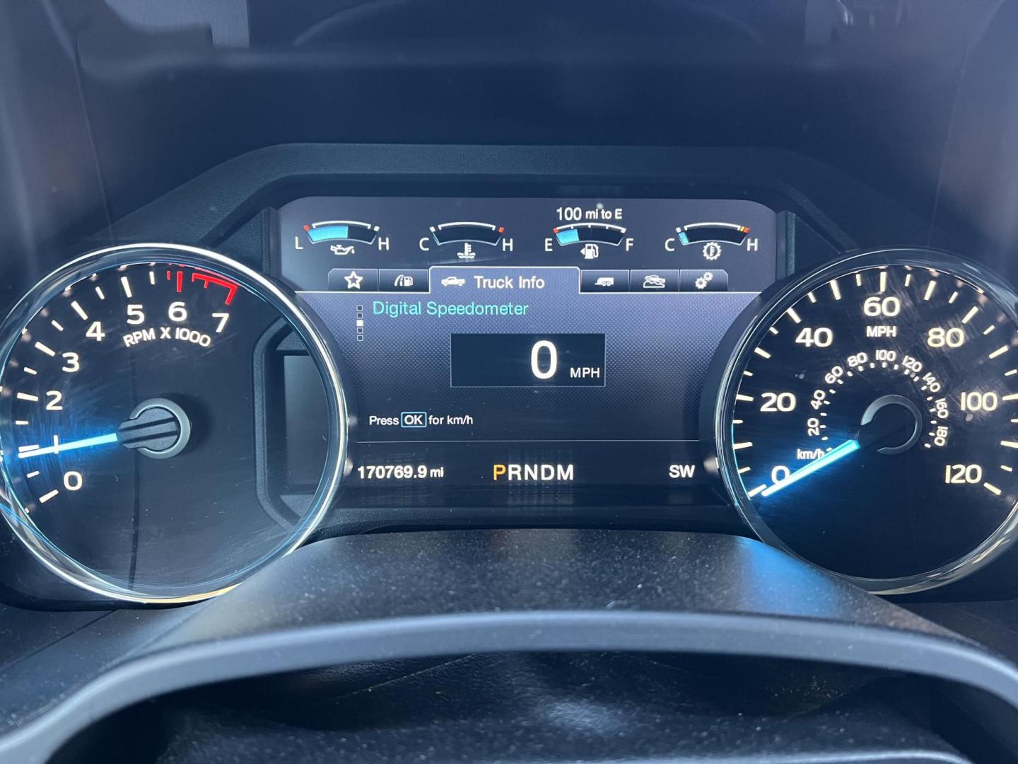 2017 White /Gray Ford F-150 Lariat (1FTEW1EG2HF) with an 3.5L V6 TURBO engine, 6-Speed Automatic transmission, located at 4520 Airline Hwy, Baton Rouge, LA, 70805, (225) 357-1497, 30.509325, -91.145432 - 2017 Ford F-150 SuperCrew Lariat 4WD **No Accidents** 3.5 V6 EcoBoost Gas, 170K Miles, Sunroof, Heated & Cooled Leather Interior, Navigation, Rear Camera, Cold A/C & Heat, Power Windows, Locks, Mirrors & Seat, Retrax Retractable Bed Cover, Towing Pkg. FOR INFO PLEASE CONTACT JEFF AT 225-413-0981 CHE - Photo#17