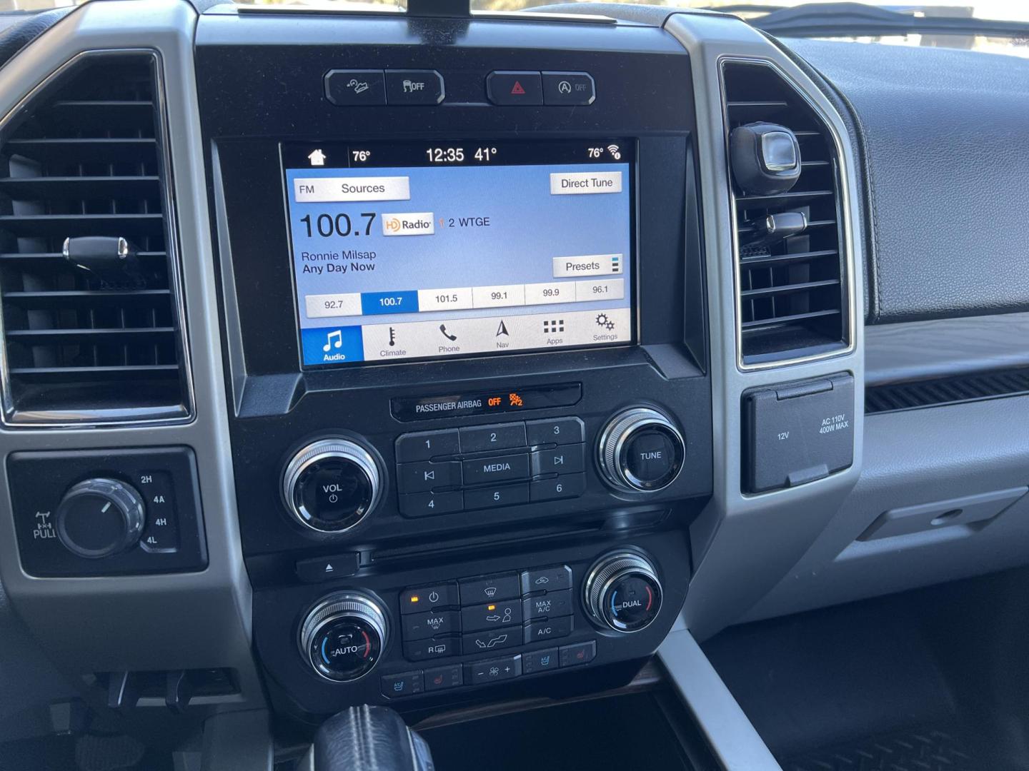 2017 White /Gray Ford F-150 Lariat (1FTEW1EG2HF) with an 3.5L V6 TURBO engine, 6-Speed Automatic transmission, located at 4520 Airline Hwy, Baton Rouge, LA, 70805, (225) 357-1497, 30.509325, -91.145432 - 2017 Ford F-150 SuperCrew Lariat 4WD **No Accidents** 3.5 V6 EcoBoost Gas, 170K Miles, Sunroof, Heated & Cooled Leather Interior, Navigation, Rear Camera, Cold A/C & Heat, Power Windows, Locks, Mirrors & Seat, Retrax Retractable Bed Cover, Towing Pkg. FOR INFO PLEASE CONTACT JEFF AT 225-413-0981 CHE - Photo#18