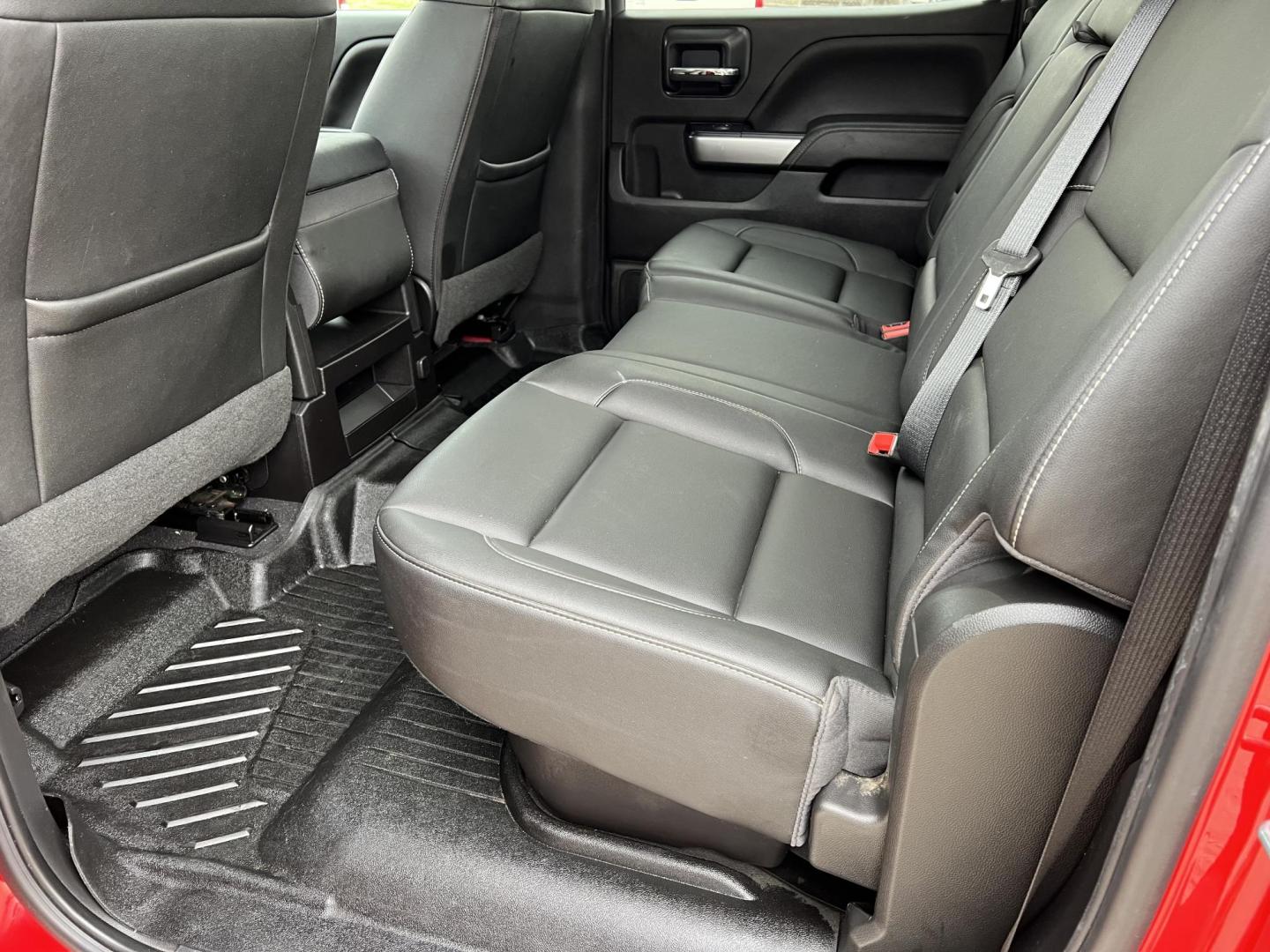 2018 Red /Black Chevrolet Silverado 1500 LT (3GCPCREC7JG) with an 5.3L V8 OHV 16V engine, 6 Speed Automatic transmission, located at 4520 Airline Hwy, Baton Rouge, LA, 70805, (225) 357-1497, 30.509325, -91.145432 - 2018 Chevy Silverado Crew Cab LT **ONE OWNER & NO ACCIDENTS** 5.3 V8 Gas, 149K Miles, Heated Leather Seats, Power Windows, Locks, Seats & Mirrors, Cold A/C, Tow Pkg. FOR INFO PLEASE CONTACT JEFF AT 225-413-0981 CHECK OUT OUR A+ RATING WITH THE BETTER BUSINESS BUREAU WE HAVE BEEN A FAMILY OWNED AND O - Photo#13