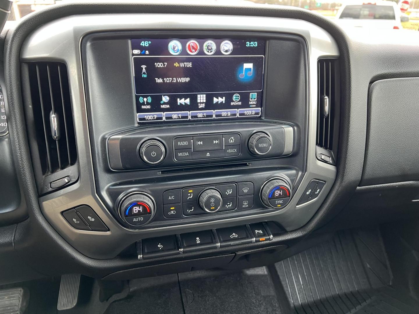 2018 Red /Black Chevrolet Silverado 1500 LT (3GCPCREC7JG) with an 5.3L V8 OHV 16V engine, 6 Speed Automatic transmission, located at 4520 Airline Hwy, Baton Rouge, LA, 70805, (225) 357-1497, 30.509325, -91.145432 - 2018 Chevy Silverado Crew Cab LT **ONE OWNER & NO ACCIDENTS** 5.3 V8 Gas, 149K Miles, Heated Leather Seats, Power Windows, Locks, Seats & Mirrors, Cold A/C, Tow Pkg. FOR INFO PLEASE CONTACT JEFF AT 225-413-0981 CHECK OUT OUR A+ RATING WITH THE BETTER BUSINESS BUREAU WE HAVE BEEN A FAMILY OWNED AND O - Photo#14