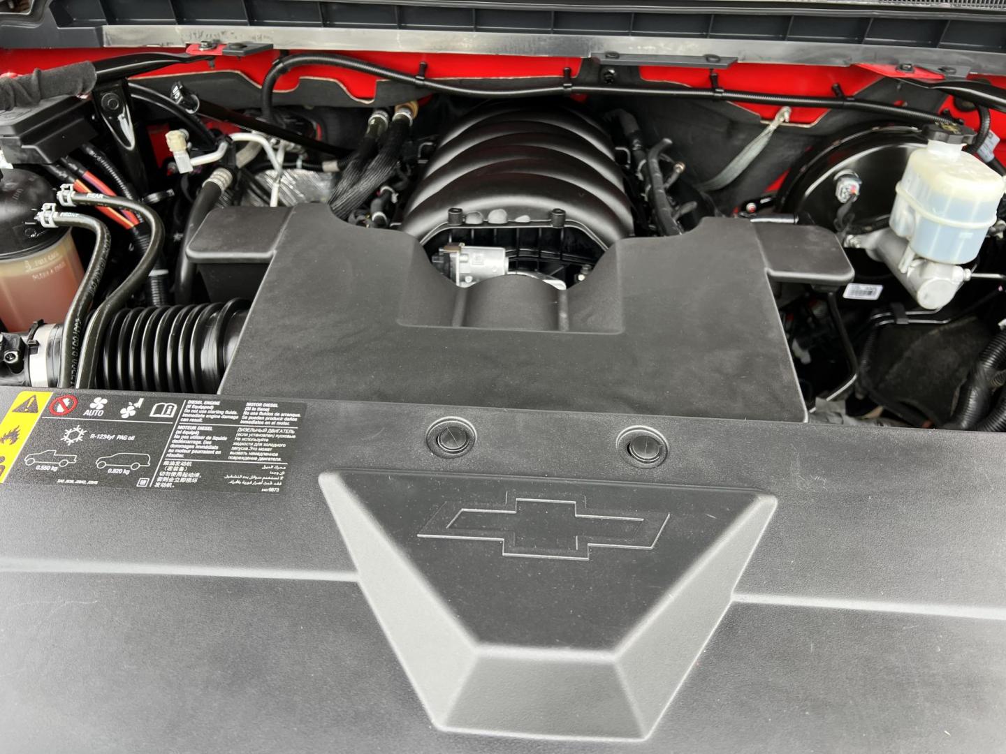 2018 Red /Black Chevrolet Silverado 1500 LT (3GCPCREC7JG) with an 5.3L V8 OHV 16V engine, 6 Speed Automatic transmission, located at 4520 Airline Hwy, Baton Rouge, LA, 70805, (225) 357-1497, 30.509325, -91.145432 - 2018 Chevy Silverado Crew Cab LT **ONE OWNER & NO ACCIDENTS** 5.3 V8 Gas, 149K Miles, Heated Leather Seats, Power Windows, Locks, Seats & Mirrors, Cold A/C, Tow Pkg. FOR INFO PLEASE CONTACT JEFF AT 225-413-0981 CHECK OUT OUR A+ RATING WITH THE BETTER BUSINESS BUREAU WE HAVE BEEN A FAMILY OWNED AND O - Photo#9