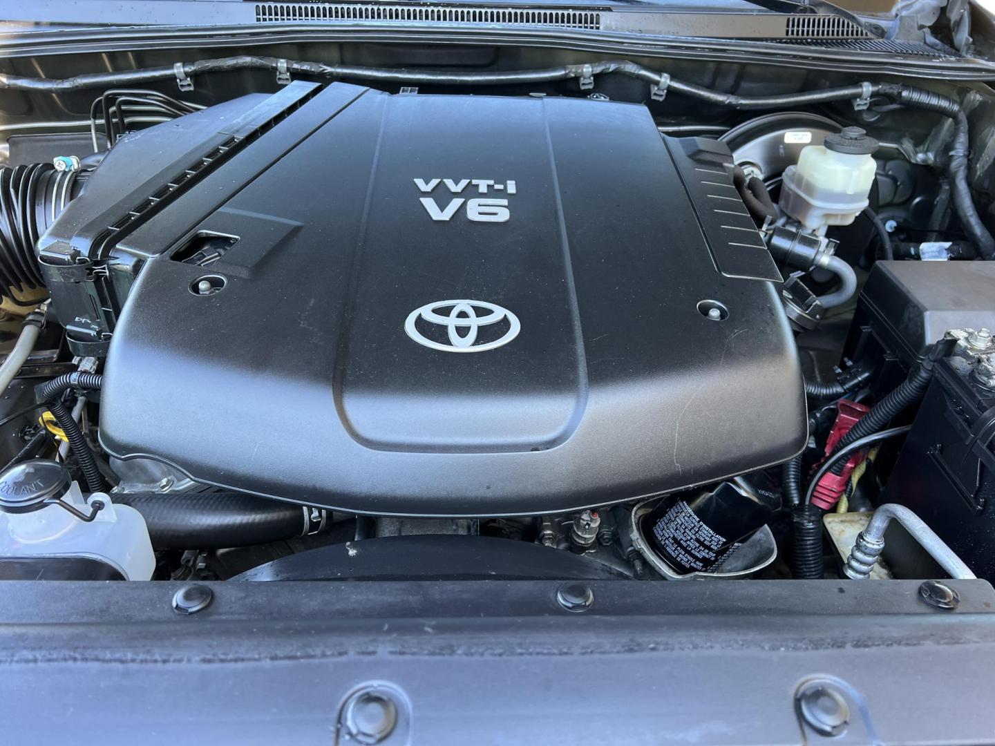 2010 Gray /Gray Toyota Tacoma (3TMJU4GN8AM) with an 4.0L V6 DOHC 24V engine, 5-Speed Automatic transmission, located at 4520 Airline Hwy, Baton Rouge, LA, 70805, (225) 357-1497, 30.509325, -91.145432 - 2010 Toyota Tacoma PreRunner **ONE OWNER** 4.0 V6 Gas, Automatic, 207K Miles, Cold A/C & Heat, Power Windows, Locks & Mirrors, Alloy Wheels, Tinted Windows. FOR INFO PLEASE CONTACT JEFF AT 225-413-0981 CHECK OUT OUR A+ RATING WITH THE BETTER BUSINESS BUREAU WE HAVE BEEN A FAMILY OWNED AND OPERATED - Photo#8