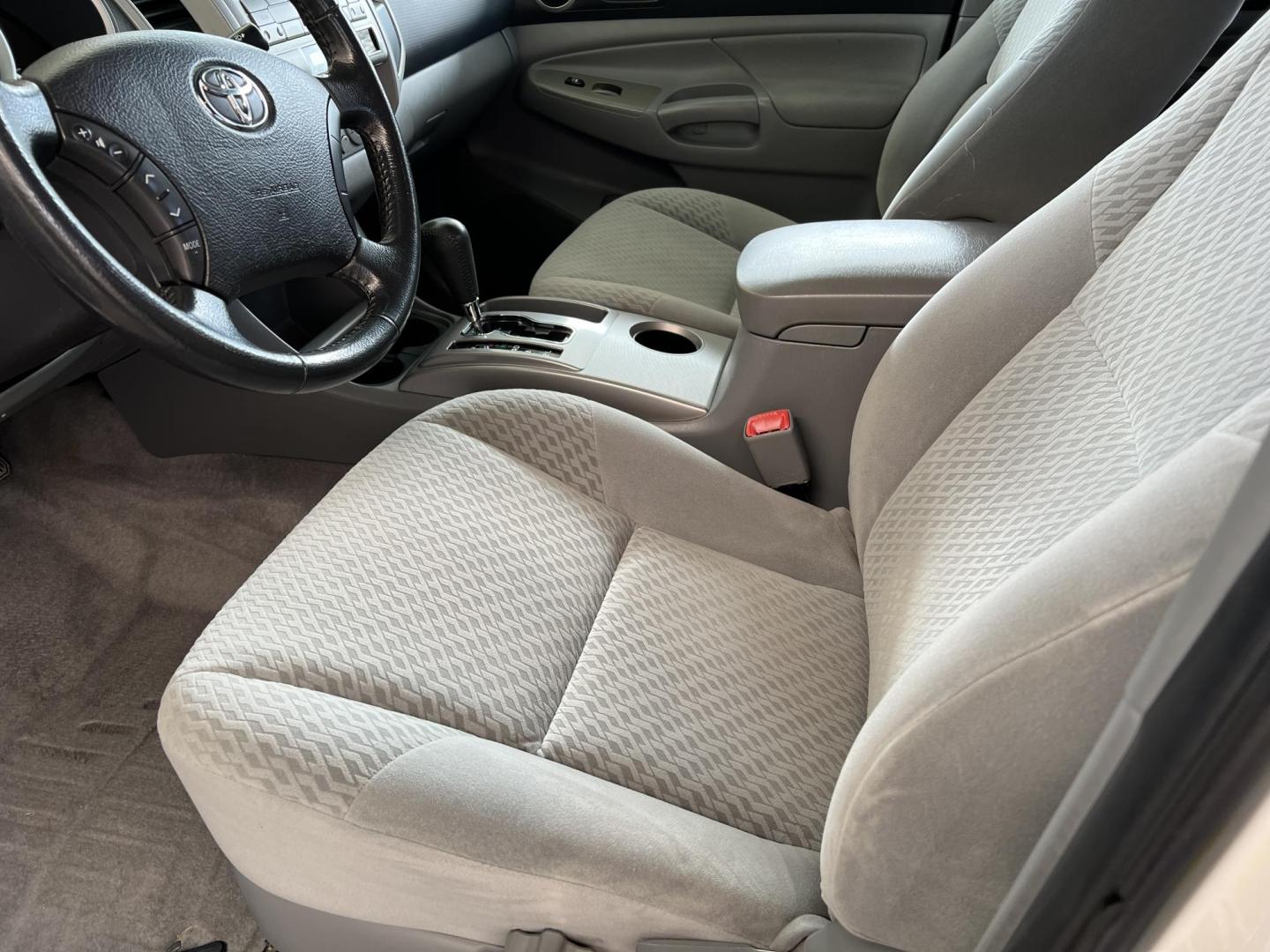 2011 White /Gray Toyota Tacoma SR5 (5TFJU4GNXBX) with an 4.0L V6 DOHC 24V engine, 5-Speed Automatic transmission, located at 4520 Airline Hwy, Baton Rouge, LA, 70805, (225) 357-1497, 30.509325, -91.145432 - 2011 Toyota Tacoma PreRunner Double Cab SR5 2WD **ONE OWNER & NO ACCIDENTS** 4.0 V6 Gas, Automatic, 194K Miles, Cold A/C & Heat, Power Windows, Locks & Mirrors, Alloy Wheels, Tinted Windows. FOR INFO PLEASE CONTACT JEFF AT 225-413-0981 CHECK OUT OUR A+ RATING WITH THE BETTER BUSINESS BUREAU WE HAVE - Photo#8