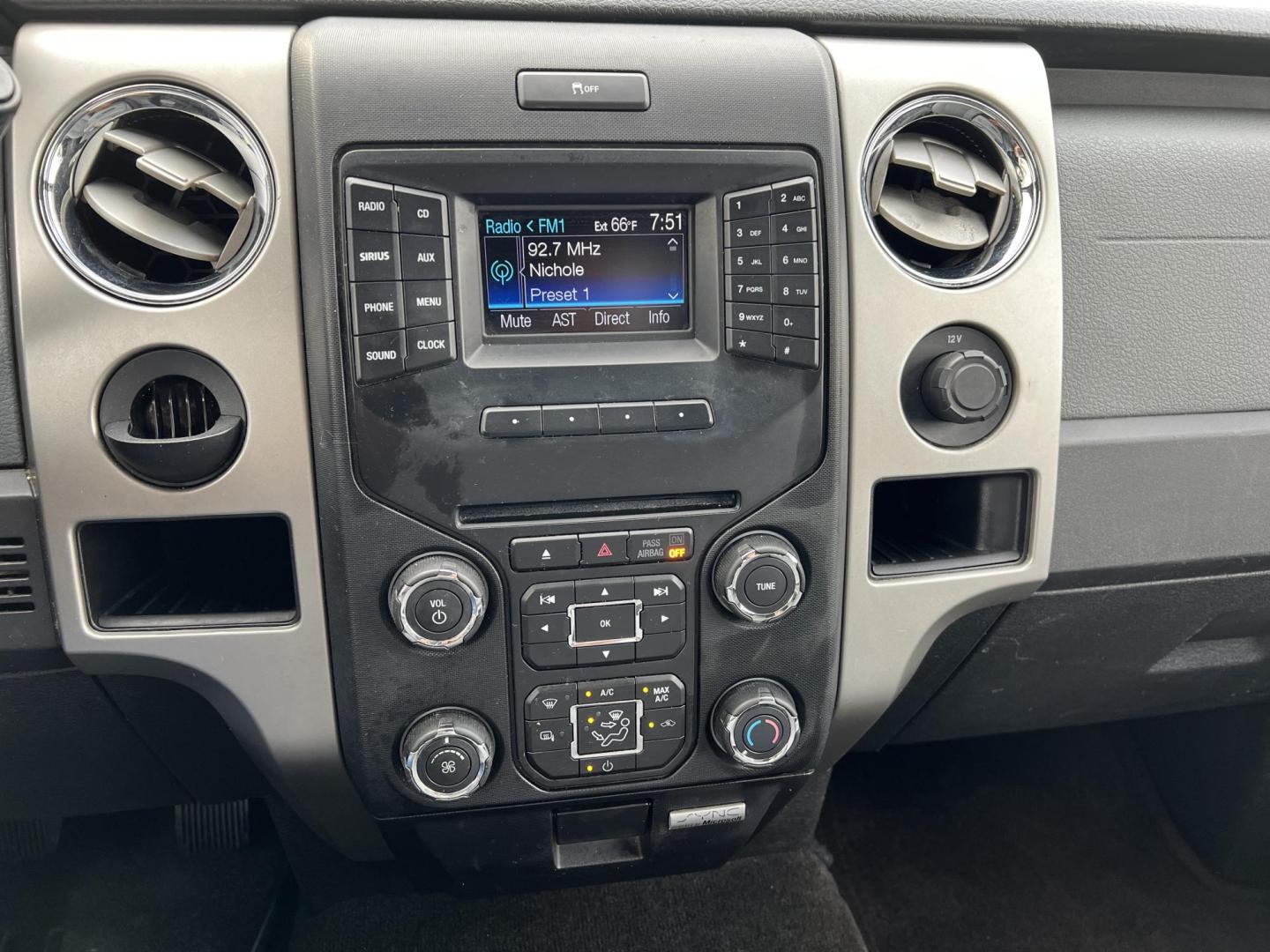 2014 White /Gray Ford F-150 XLT (1FTEX1CM6EF) with an 3.7L V6 DOHC 24V engine, 6-Speed Automatic transmission, located at 4520 Airline Hwy, Baton Rouge, LA, 70805, (225) 357-1497, 30.509325, -91.145432 - 2014 Ford F150 SuperCab XLT 3.7 V6 Gas, 185K Miles, Power Windows & Locks, Cold A/C & Heat, Tilt, Cruise, Am/Fm Stereo, Tow Pkg. FOR INFO PLEASE CONTACT JEFF AT 225-413-0981 CHECK OUT OUR A+ RATING WITH THE BETTER BUSINESS BUREAU WE HAVE BEEN A FAMILY OWNED AND OPERATED BUSINESS AT THE SAME LOCATION - Photo#13