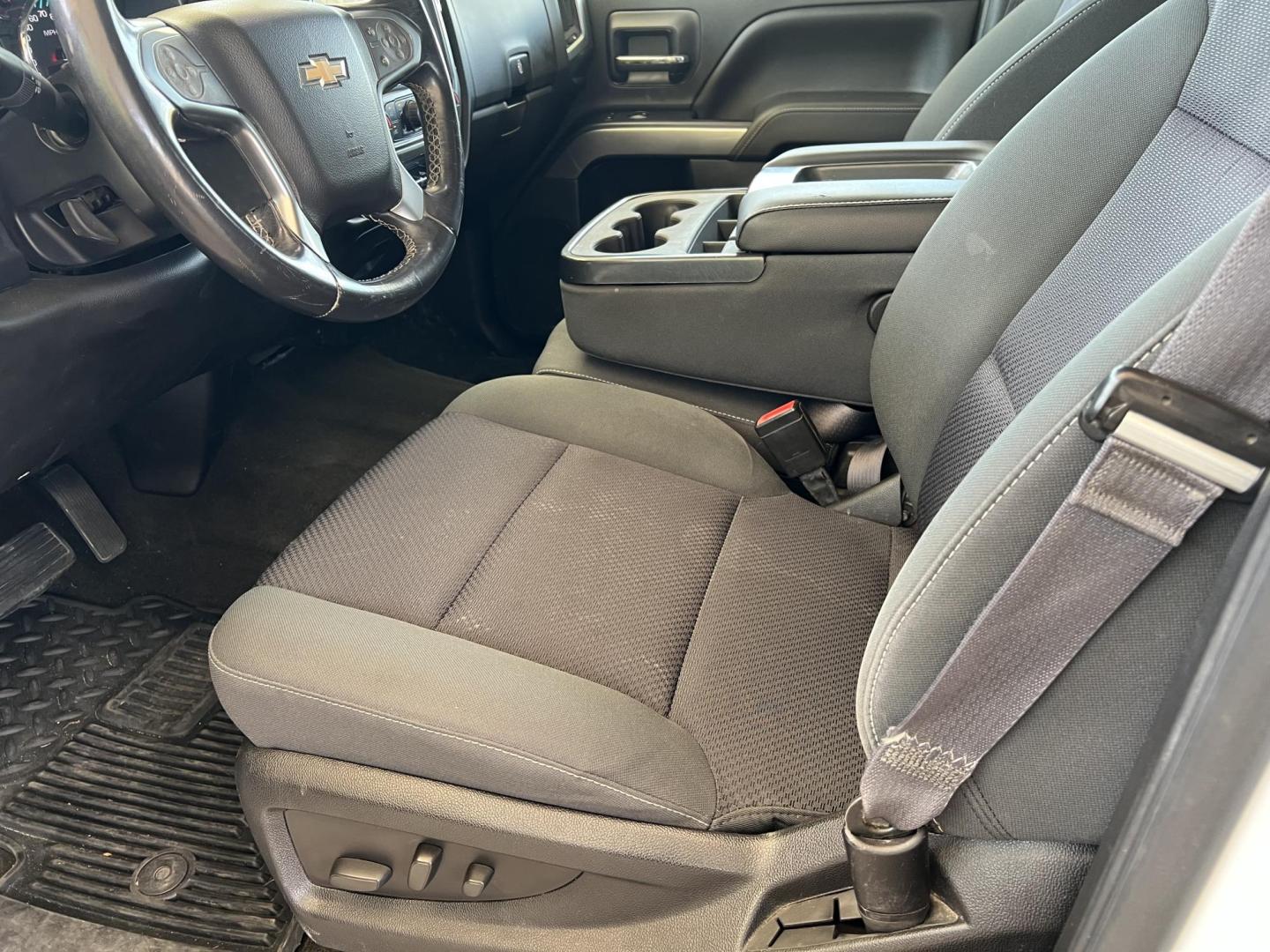 2015 White /Gray Chevrolet Silverado 1500 LT (1GCRCREC6FZ) with an 5.3L V8 OHV 16V engine, 6-Speed Automatic transmission, located at 4520 Airline Hwy, Baton Rouge, LA, 70805, (225) 357-1497, 30.509325, -91.145432 - 2015 Chevy Silverado Double Cab LT 5.3 V8 Gas, 238K Miles, Power Windows, Locks & Mirrors, 6 Passenger Seating, A/C & Heat, Rear Camera, Spray In Liner, Towing Package, Truck Does Have Minor Dents & Scratches. FOR INFORMATION, PLEASE CONTACT JEFF AT 225-413-0981 CHECK OUT OUR A+ RATING WITH THE B - Photo#10