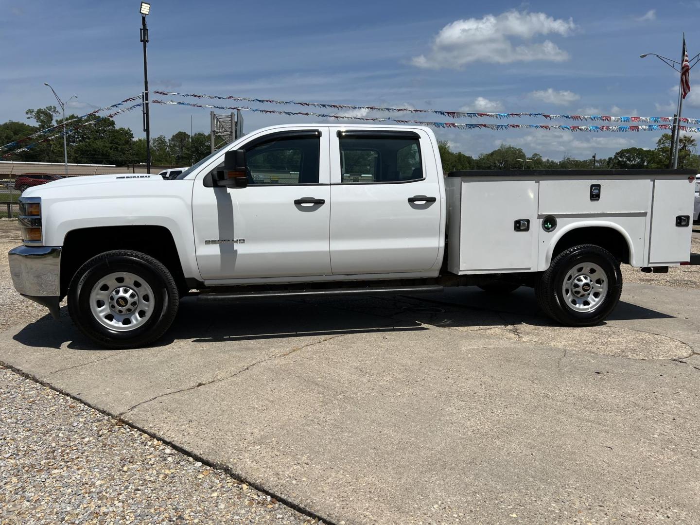 2018 White /Gray Chevrolet Silverado 2500HD Work Truck (1GB1CUEY9JF) with an 6.6L V8 OHV 32V TURBO DIESEL engine, Allison transmission, located at 4520 Airline Hwy, Baton Rouge, LA, 70805, (225) 357-1497, 30.509325, -91.145432 - 2018 Chevrolet Silverado 2500HD Crew Cab Knapheide Service Bed, 6.6L Duramax Diesel, Allison Transmission, 132K Miles, Power Windows & Locks, 6 Passenger Seating, A/C & Heat, Tow Pkg. Spray In Liner, New Tires. FOR INFORMATION, PLEASE CONTACT JEFF AT 225-413-0981 CHECK OUT OUR A+ RATING WITH THE BET - Photo#1