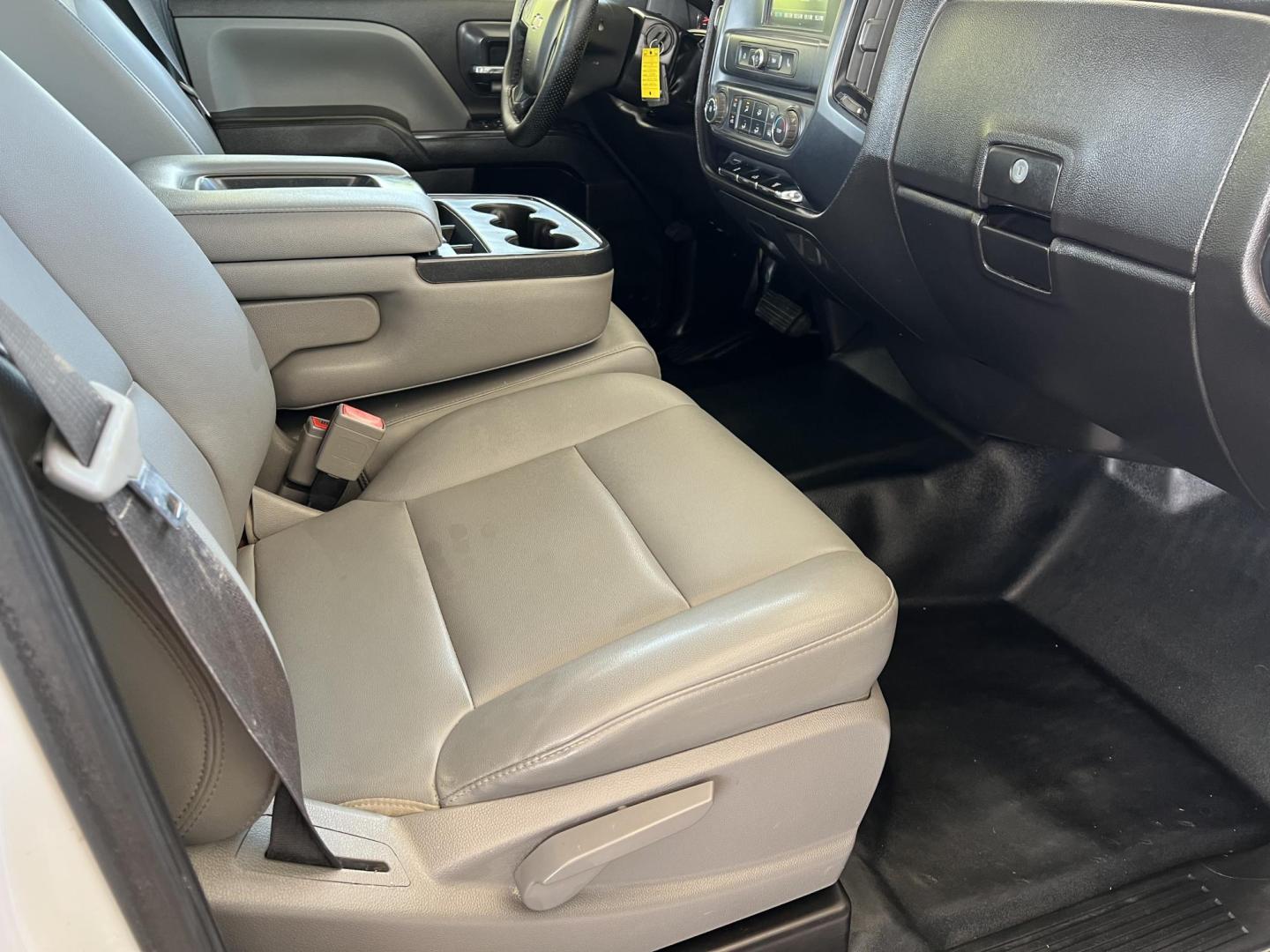 2018 White /Gray Chevrolet Silverado 2500HD Work Truck (1GB1CUEY9JF) with an 6.6L V8 OHV 32V TURBO DIESEL engine, Allison transmission, located at 4520 Airline Hwy, Baton Rouge, LA, 70805, (225) 357-1497, 30.509325, -91.145432 - 2018 Chevrolet Silverado 2500HD Crew Cab Knapheide Service Bed, 6.6L Duramax Diesel, Allison Transmission, 132K Miles, Power Windows & Locks, 6 Passenger Seating, A/C & Heat, Tow Pkg. Spray In Liner, New Tires. FOR INFORMATION, PLEASE CONTACT JEFF AT 225-413-0981 CHECK OUT OUR A+ RATING WITH THE BET - Photo#11