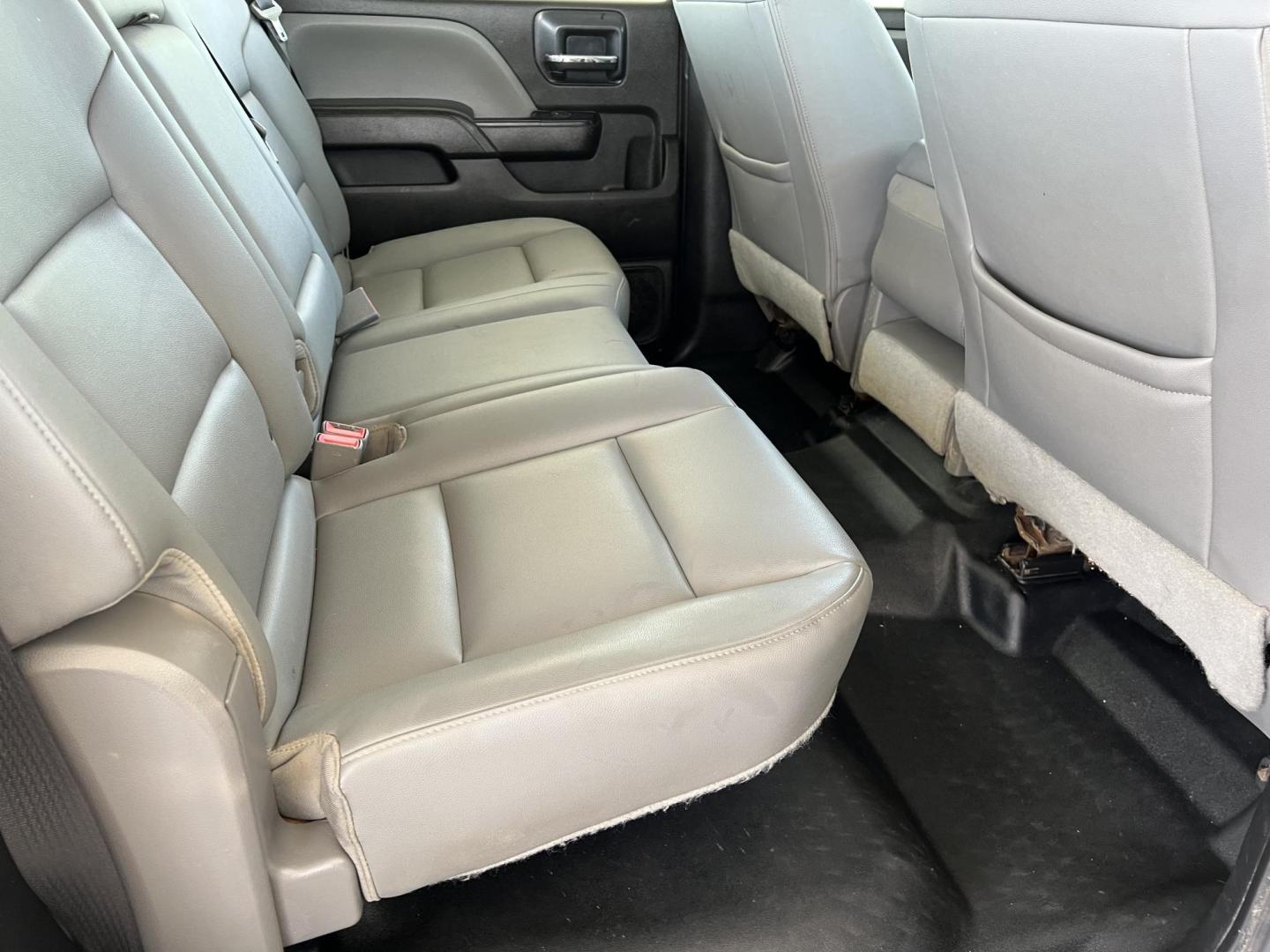 2018 White /Gray Chevrolet Silverado 2500HD Work Truck (1GB1CUEY9JF) with an 6.6L V8 OHV 32V TURBO DIESEL engine, Allison transmission, located at 4520 Airline Hwy, Baton Rouge, LA, 70805, (225) 357-1497, 30.509325, -91.145432 - 2018 Chevrolet Silverado 2500HD Crew Cab Knapheide Service Bed, 6.6L Duramax Diesel, Allison Transmission, 132K Miles, Power Windows & Locks, 6 Passenger Seating, A/C & Heat, Tow Pkg. Spray In Liner, New Tires. FOR INFORMATION, PLEASE CONTACT JEFF AT 225-413-0981 CHECK OUT OUR A+ RATING WITH THE BET - Photo#12