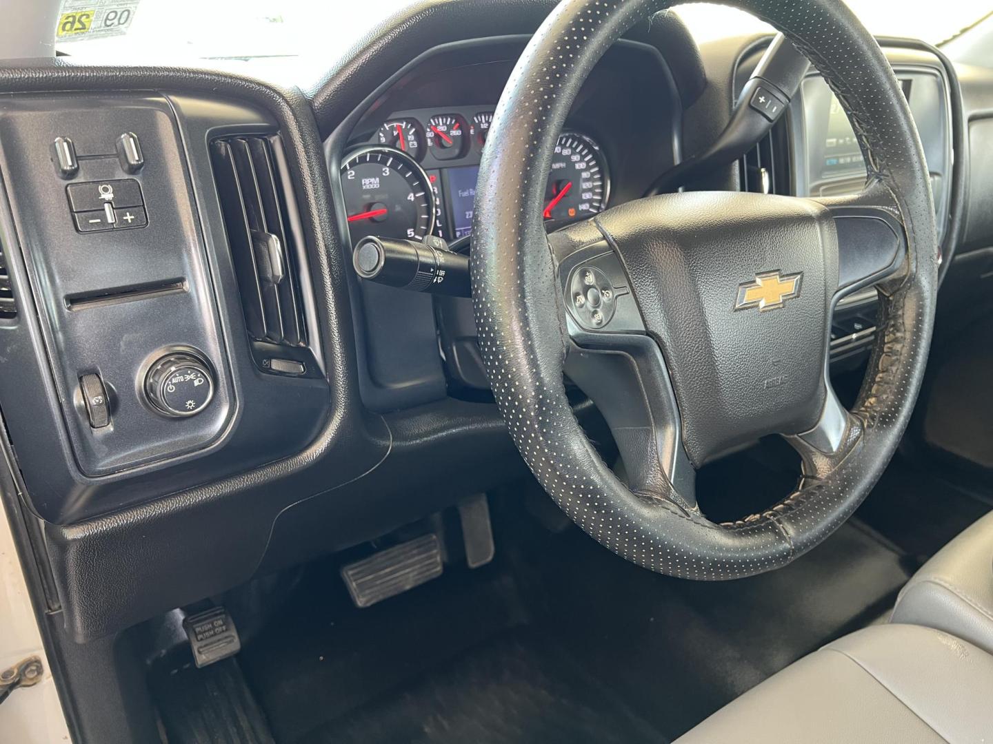 2018 White /Gray Chevrolet Silverado 2500HD Work Truck (1GB1CUEY9JF) with an 6.6L V8 OHV 32V TURBO DIESEL engine, Allison transmission, located at 4520 Airline Hwy, Baton Rouge, LA, 70805, (225) 357-1497, 30.509325, -91.145432 - 2018 Chevrolet Silverado 2500HD Crew Cab Knapheide Service Bed, 6.6L Duramax Diesel, Allison Transmission, 132K Miles, Power Windows & Locks, 6 Passenger Seating, A/C & Heat, Tow Pkg. Spray In Liner, New Tires. FOR INFORMATION, PLEASE CONTACT JEFF AT 225-413-0981 CHECK OUT OUR A+ RATING WITH THE BET - Photo#14
