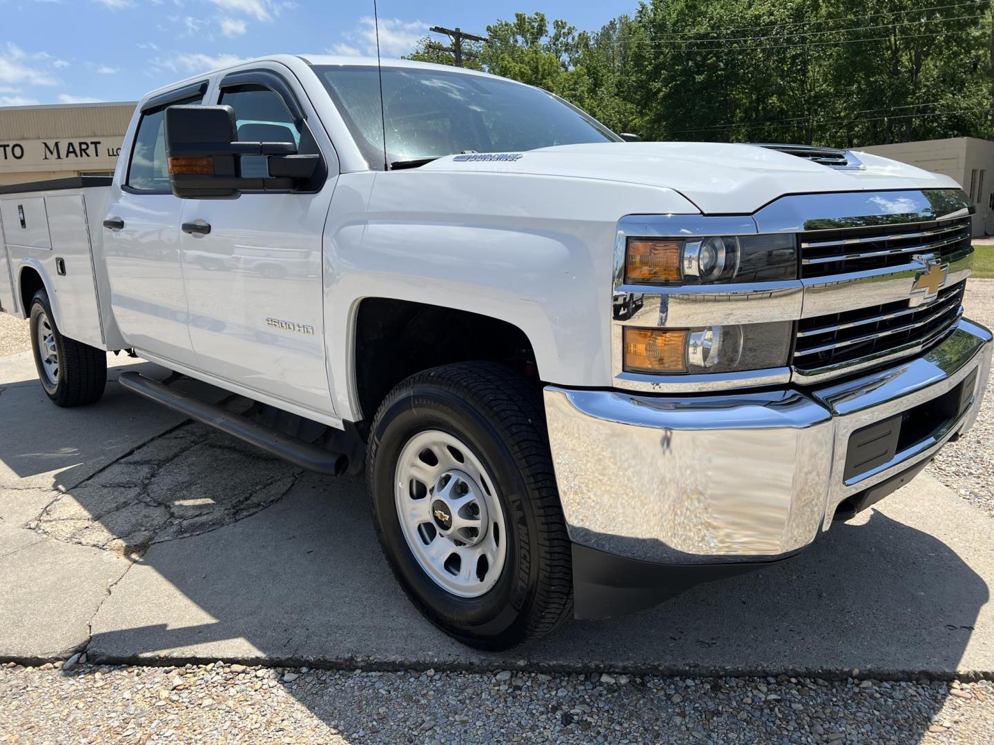 2018 White /Gray Chevrolet Silverado 2500HD Work Truck (1GB1CUEY9JF) with an 6.6L V8 OHV 32V TURBO DIESEL engine, Allison transmission, located at 4520 Airline Hwy, Baton Rouge, LA, 70805, (225) 357-1497, 30.509325, -91.145432 - 2018 Chevrolet Silverado 2500HD Crew Cab Knapheide Service Bed, 6.6L Duramax Diesel, Allison Transmission, 132K Miles, Power Windows & Locks, 6 Passenger Seating, A/C & Heat, Tow Pkg. Spray In Liner, New Tires. FOR INFORMATION, PLEASE CONTACT JEFF AT 225-413-0981 CHECK OUT OUR A+ RATING WITH THE BET - Photo#3