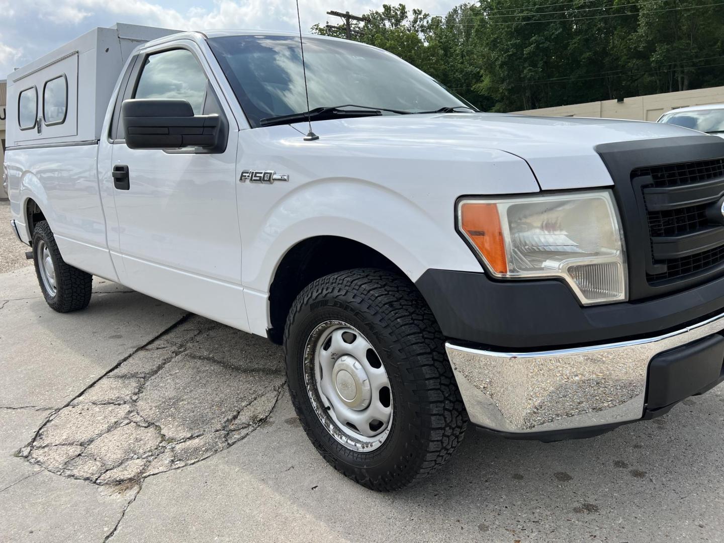 2014 White /Gray Ford F-150 XL (1FTMF1CM5EK) with an 3.7L V6 DOHC 24V engine, 6-Speed Automatic transmission, located at 4520 Airline Hwy, Baton Rouge, LA, 70805, (225) 357-1497, 30.509325, -91.145432 - 2014 Ford F-150 XL 3.7 V6 Gas, 200K Miles, A/C & Heat, New Tires, Towing Package, Knapheide Work Shell. FOR INFORMATION, PLEASE CONTACT JEFF AT 225-413-0981 CHECK OUT OUR A+ RATING WITH THE BETTER BUSINESS BUREAU WE HAVE BEEN A FAMILY OWNED AND OPERATED BUSINESS AT THE SAME LOCATION FOR OVER 45 YEAR - Photo#3