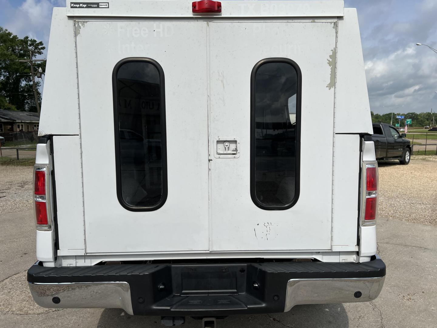 2014 White /Gray Ford F-150 XL (1FTMF1CM5EK) with an 3.7L V6 DOHC 24V engine, 6-Speed Automatic transmission, located at 4520 Airline Hwy, Baton Rouge, LA, 70805, (225) 357-1497, 30.509325, -91.145432 - 2014 Ford F-150 XL 3.7 V6 Gas, 200K Miles, A/C & Heat, New Tires, Towing Package, Knapheide Work Shell. FOR INFORMATION, PLEASE CONTACT JEFF AT 225-413-0981 CHECK OUT OUR A+ RATING WITH THE BETTER BUSINESS BUREAU WE HAVE BEEN A FAMILY OWNED AND OPERATED BUSINESS AT THE SAME LOCATION FOR OVER 45 YEAR - Photo#5