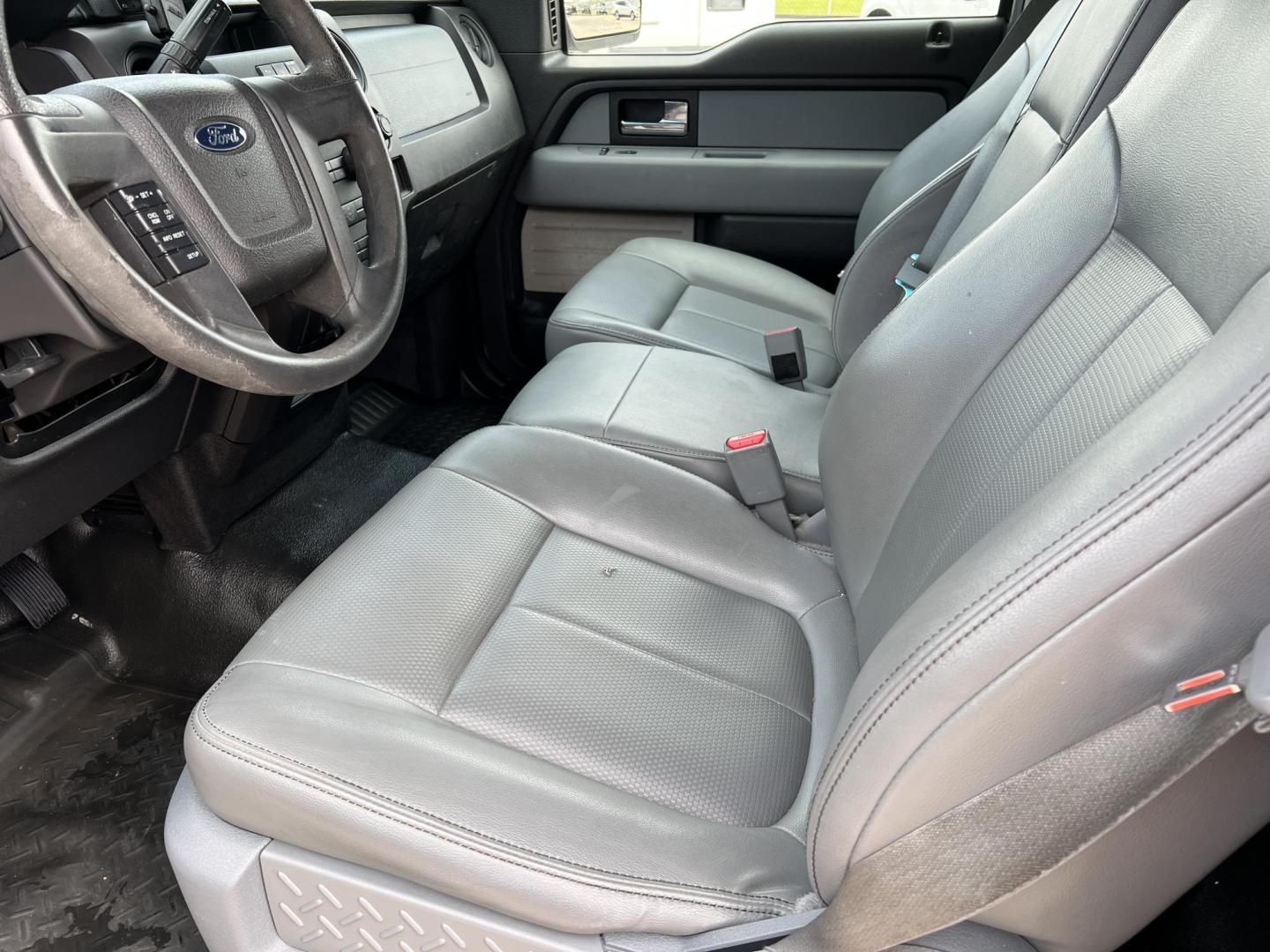 2014 White /Gray Ford F-150 XL (1FTMF1CM5EK) with an 3.7L V6 DOHC 24V engine, 6-Speed Automatic transmission, located at 4520 Airline Hwy, Baton Rouge, LA, 70805, (225) 357-1497, 30.509325, -91.145432 - 2014 Ford F-150 XL 3.7 V6 Gas, 200K Miles, A/C & Heat, New Tires, Towing Package, Knapheide Work Shell. FOR INFORMATION, PLEASE CONTACT JEFF AT 225-413-0981 CHECK OUT OUR A+ RATING WITH THE BETTER BUSINESS BUREAU WE HAVE BEEN A FAMILY OWNED AND OPERATED BUSINESS AT THE SAME LOCATION FOR OVER 45 YEAR - Photo#9