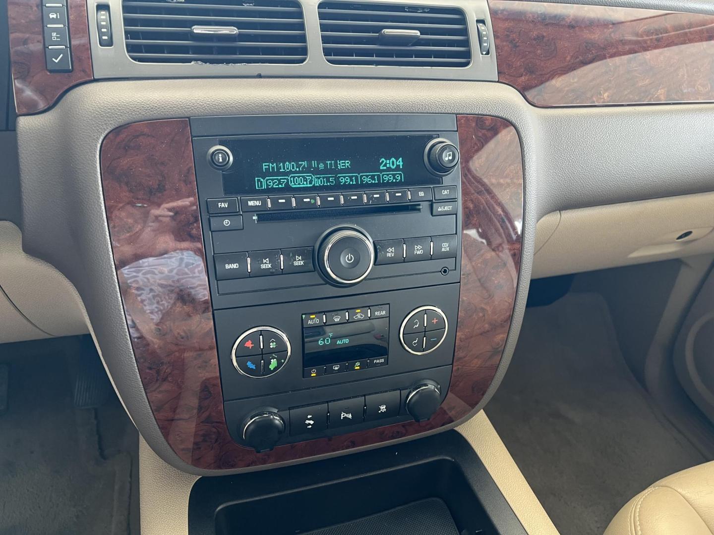 2011 White /Tan Chevrolet Tahoe LT (1GNSCBE08BR) with an 5.3L V8 OHV 16V FFV engine, 6-Speed Automatic transmission, located at 4520 Airline Hwy, Baton Rouge, LA, 70805, (225) 357-1497, 30.509325, -91.145432 - 2011 Chevrolet Tahoe LT **ONE OWNER** 5.3 V8 Gas, 120K Miles, Heated Leather, Power Windows, Locks, Mirrors & Lift Gate, 7 Passenger Seating, A/C & Heat, Rear Camera, Towing Package. FOR INFORMATION, PLEASE CONTACT JEFF AT 225-413-0981 CHECK OUT OUR A+ RATING WITH THE BETTER BUSINESS BUREAU WE HAVE - Photo#15