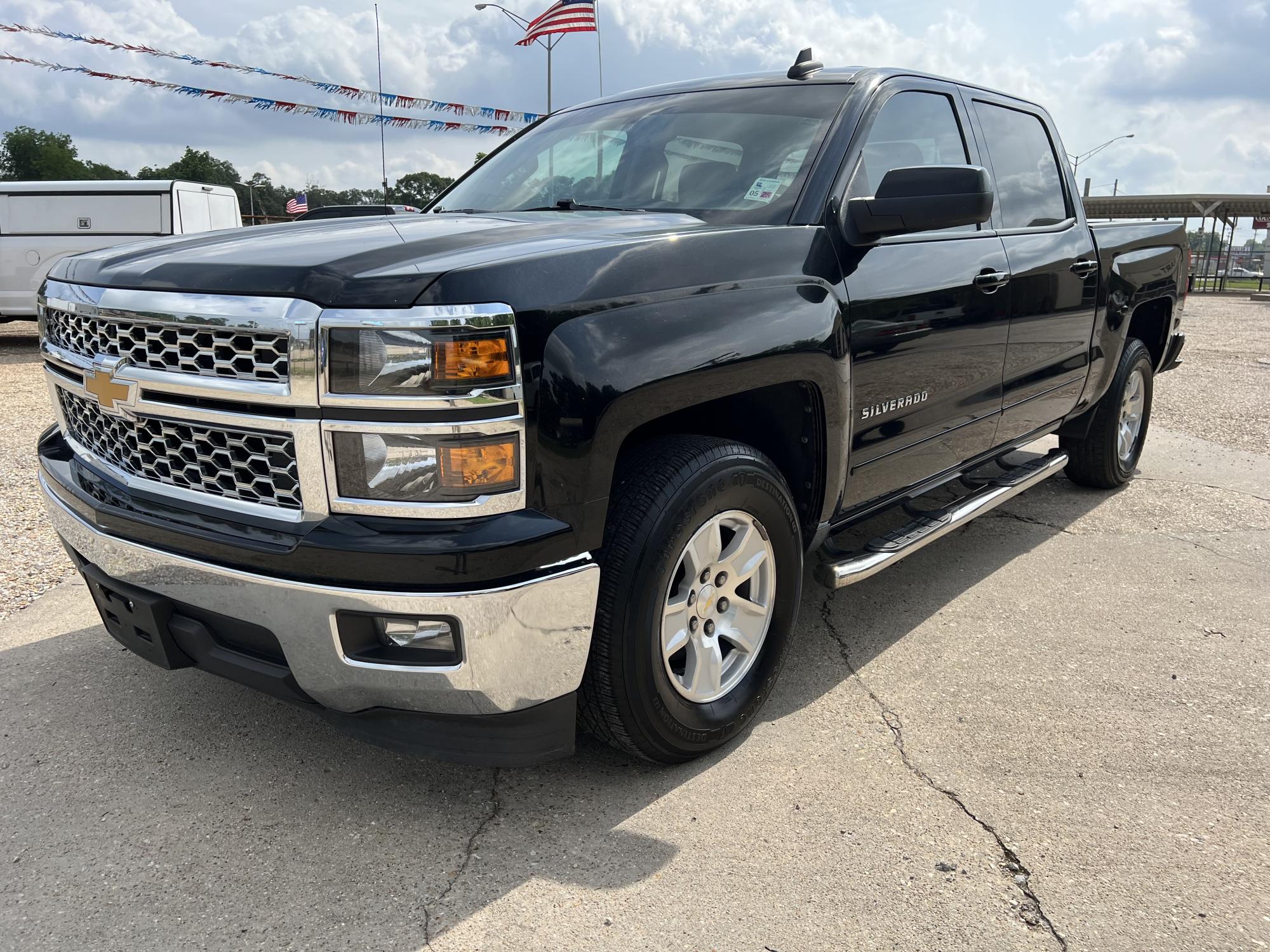 photo of 2015 Chevrolet Silverado 1500 LT Crew Cab 2WD