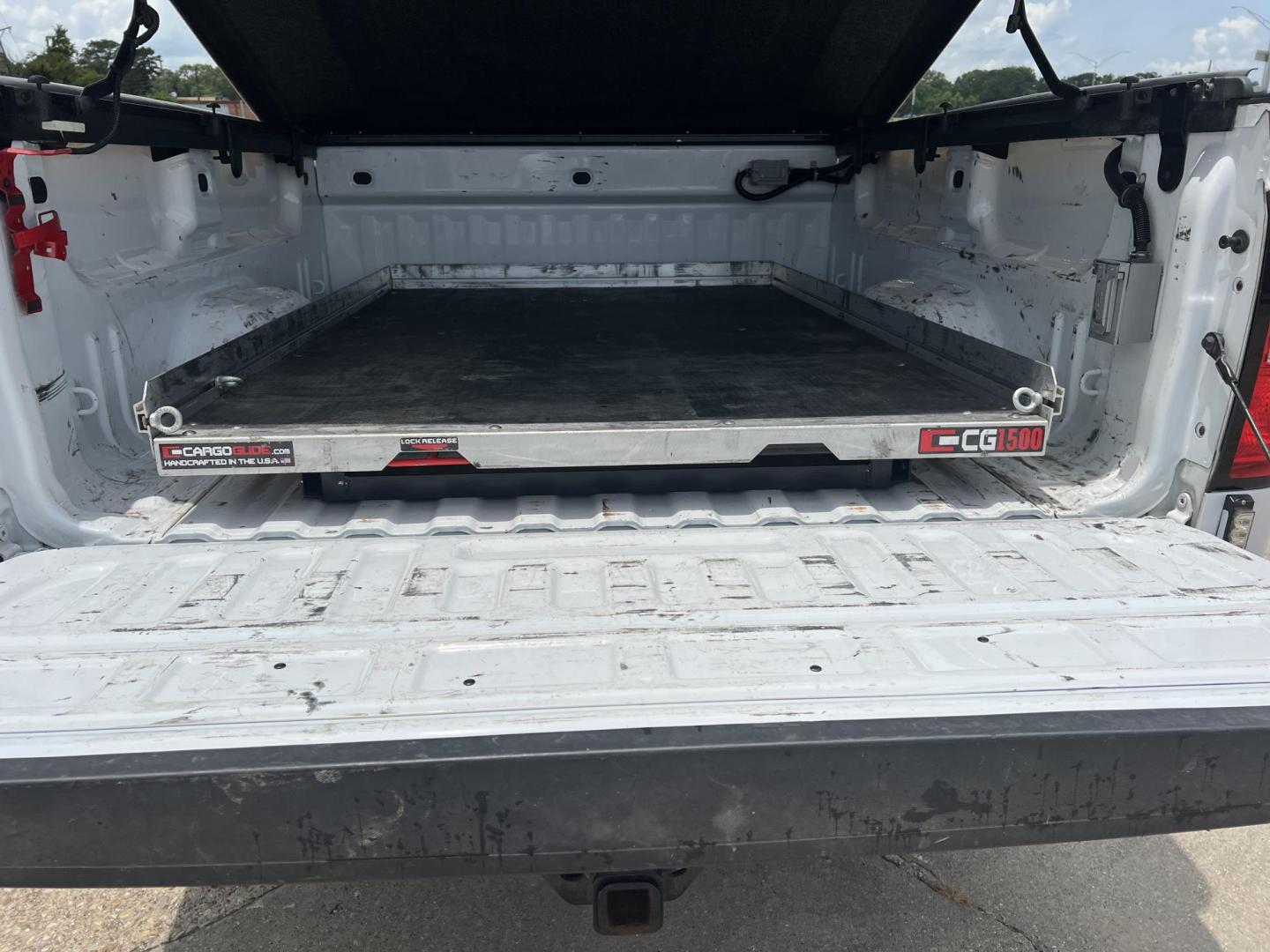 2018 White /Gray Chevrolet Silverado 2500HD Work Truck (1GC2KUEG8JZ) with an 6.0L V8 engine, 6-Speed Automatic transmission, located at 4520 Airline Hwy, Baton Rouge, LA, 70805, (225) 357-1497, 30.509325, -91.145432 - 2018 Chevrolet Silverado 2500 Double Cab 4X4 6.0 V8 Gas, 152K Miles, Cold A/C, Power Windows, Locks & Mirrors, Backup Camera, New Tires,Tow Package, ARE Bed Cover, Cargo Glide In The Bed. FOR INFO PLEASE CONTACT JEFF AT 225-413-0981 CHECK OUT OUR A+ RATING WITH THE BETTER BUSINESS BUREAU WE HAVE B - Photo#7