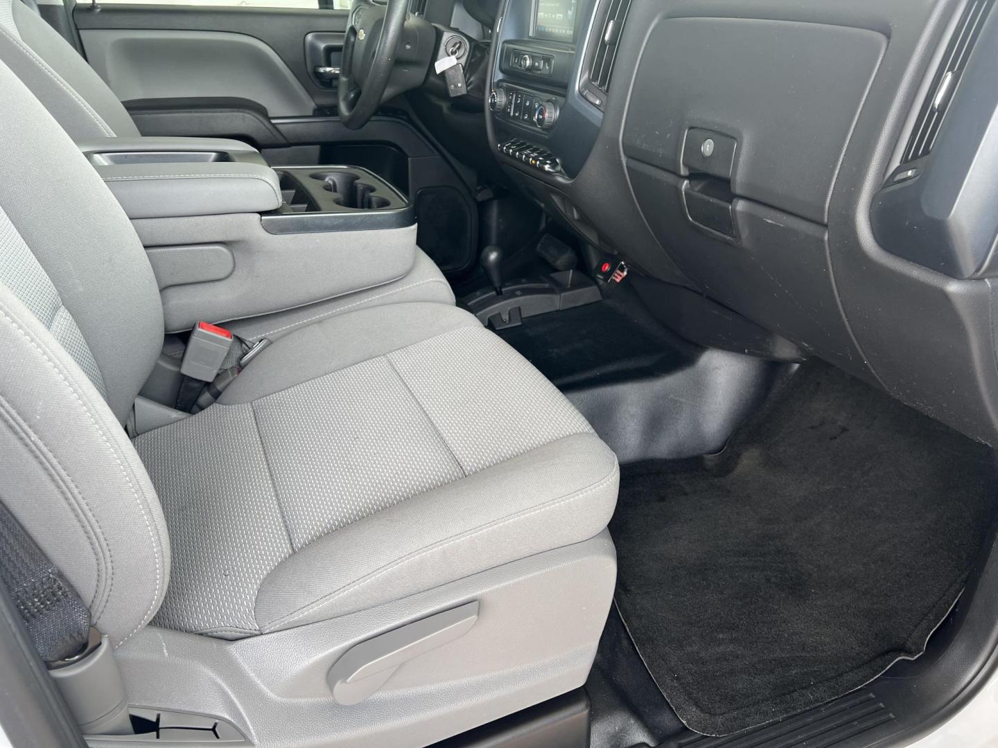 2018 White /Gray Chevrolet Silverado 2500HD Work Truck (1GC2KUEG8JZ) with an 6.0L V8 engine, 6-Speed Automatic transmission, located at 4520 Airline Hwy, Baton Rouge, LA, 70805, (225) 357-1497, 30.509325, -91.145432 - 2018 Chevrolet Silverado 2500 Double Cab 4X4 6.0 V8 Gas, 152K Miles, Cold A/C, Power Windows, Locks & Mirrors, Backup Camera, New Tires,Tow Package, ARE Bed Cover, Cargo Glide In The Bed. FOR INFO PLEASE CONTACT JEFF AT 225-413-0981 CHECK OUT OUR A+ RATING WITH THE BETTER BUSINESS BUREAU WE HAVE B - Photo#13