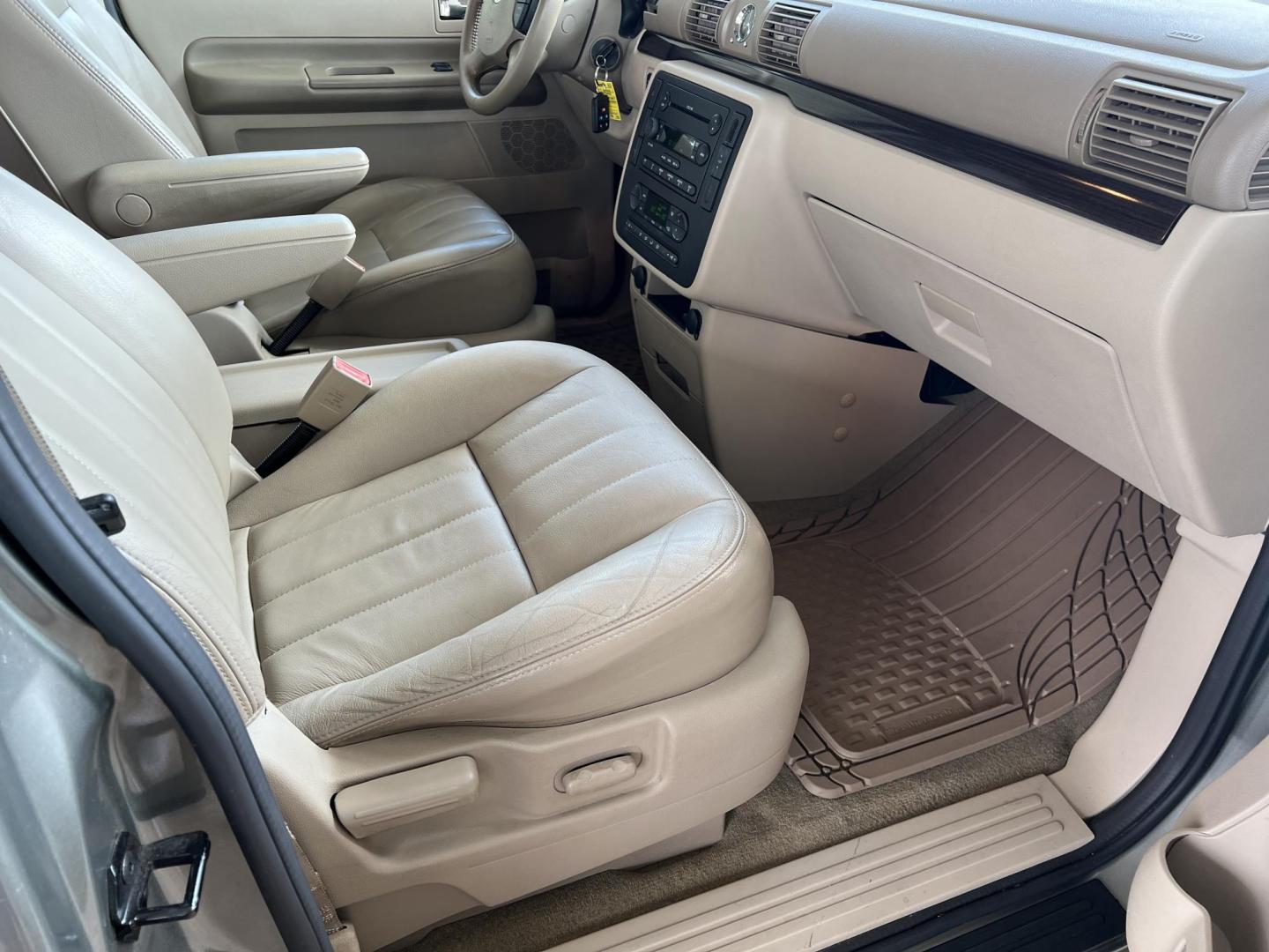 2004 Light Green /Tan Mercury Monterey Convenience (2MRDA202X4B) with an 4.2L V6 engine, 4-Speed Automatic Overdrive transmission, located at 4520 Airline Hwy, Baton Rouge, LA, 70805, (225) 357-1497, 30.509325, -91.145432 - 2004 Mercury Monterey 4.2L V6 Gas, 135K Miles, Leather, Seats 7, Dual Power Sliding Doors, Cold A/C, Power Windows, Locks & Mirrors, Good Tires. FOR INFO PLEASE CONTACT JEFF AT 225-413-0981 CHECK OUT OUR A+ RATING WITH THE BETTER BUSINESS BUREAU WE HAVE BEEN A FAMILY OWNED AND OPERATED BUSINESS AT - Photo#9