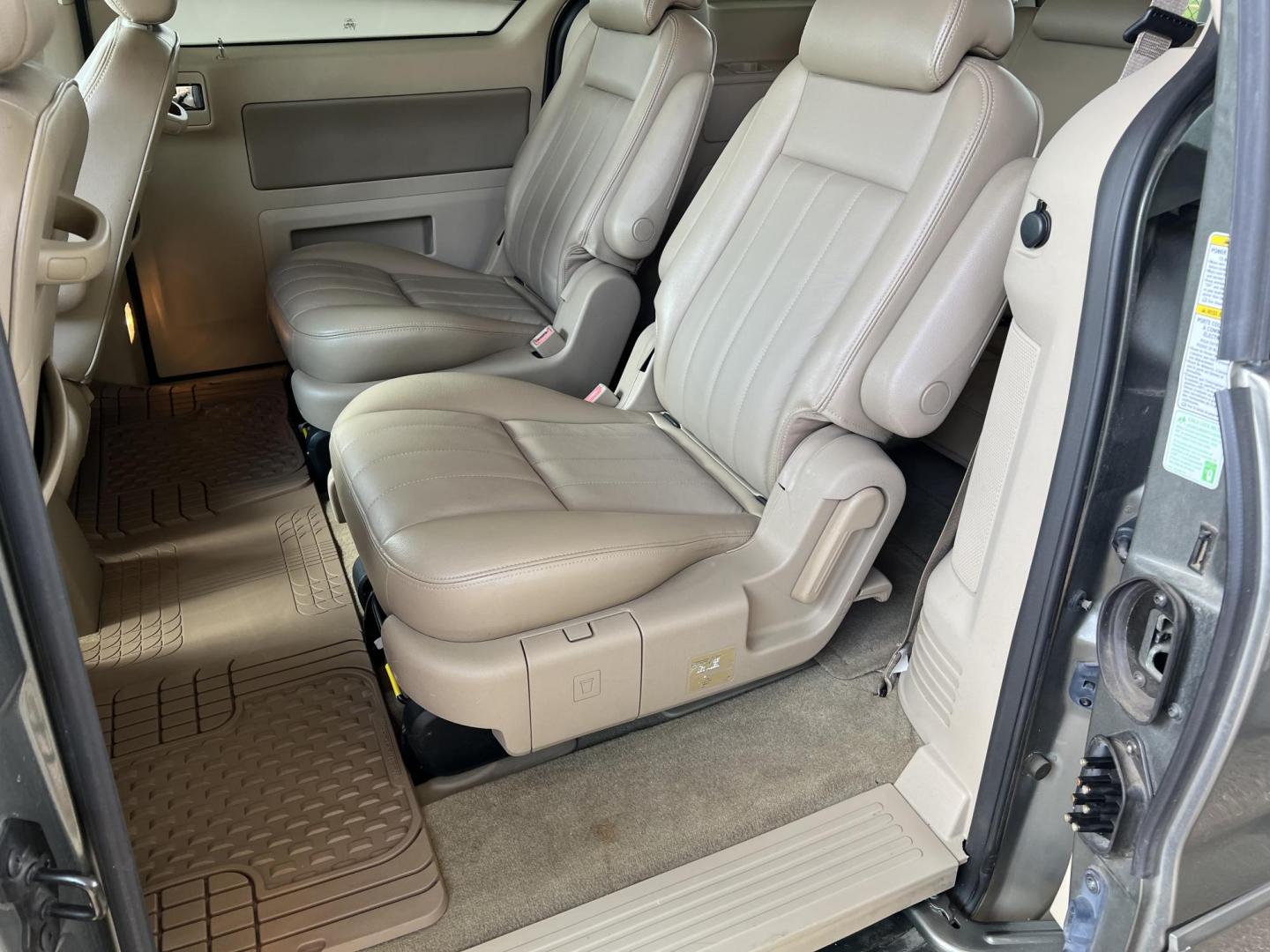 2004 Light Green /Tan Mercury Monterey Convenience (2MRDA202X4B) with an 4.2L V6 engine, 4-Speed Automatic Overdrive transmission, located at 4520 Airline Hwy, Baton Rouge, LA, 70805, (225) 357-1497, 30.509325, -91.145432 - 2004 Mercury Monterey 4.2L V6 Gas, 135K Miles, Leather, Seats 7, Dual Power Sliding Doors, Cold A/C, Power Windows, Locks & Mirrors, Good Tires. FOR INFO PLEASE CONTACT JEFF AT 225-413-0981 CHECK OUT OUR A+ RATING WITH THE BETTER BUSINESS BUREAU WE HAVE BEEN A FAMILY OWNED AND OPERATED BUSINESS AT - Photo#11