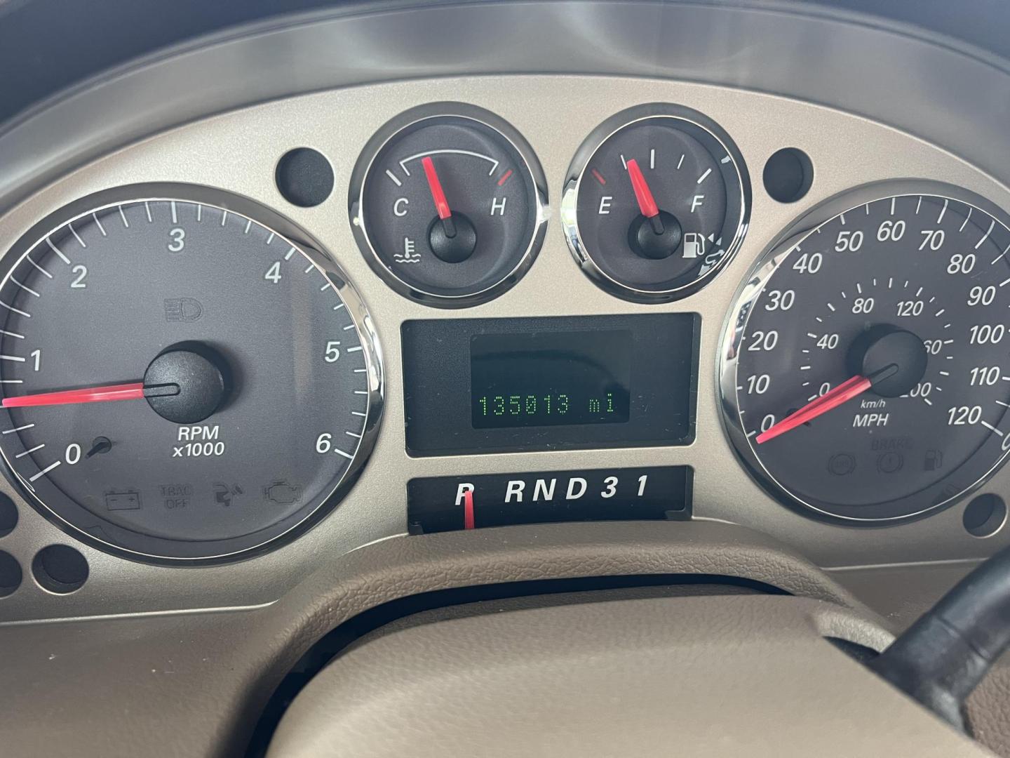 2004 Light Green /Tan Mercury Monterey Convenience (2MRDA202X4B) with an 4.2L V6 engine, 4-Speed Automatic Overdrive transmission, located at 4520 Airline Hwy, Baton Rouge, LA, 70805, (225) 357-1497, 30.509325, -91.145432 - 2004 Mercury Monterey 4.2L V6 Gas, 135K Miles, Leather, Seats 7, Dual Power Sliding Doors, Cold A/C, Power Windows, Locks & Mirrors, Good Tires. FOR INFO PLEASE CONTACT JEFF AT 225-413-0981 CHECK OUT OUR A+ RATING WITH THE BETTER BUSINESS BUREAU WE HAVE BEEN A FAMILY OWNED AND OPERATED BUSINESS AT - Photo#16